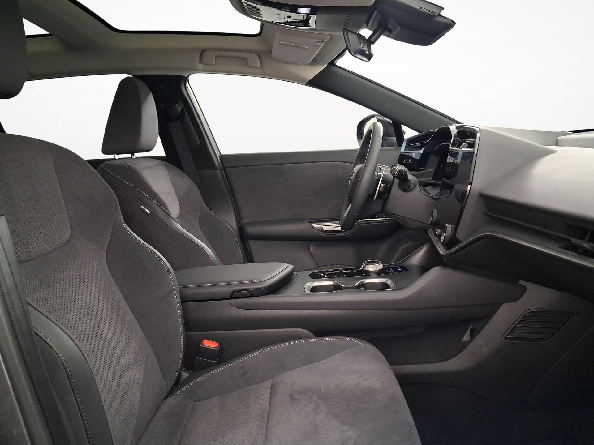LEXUS RZ 450e Excellence-image-9