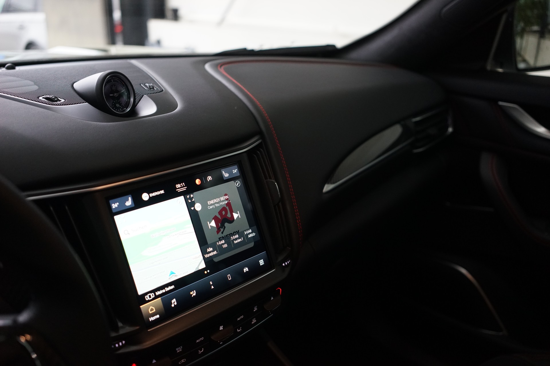 MASERATI Levante 3.8 V8 Trofeo Q4 Automatica-image-17