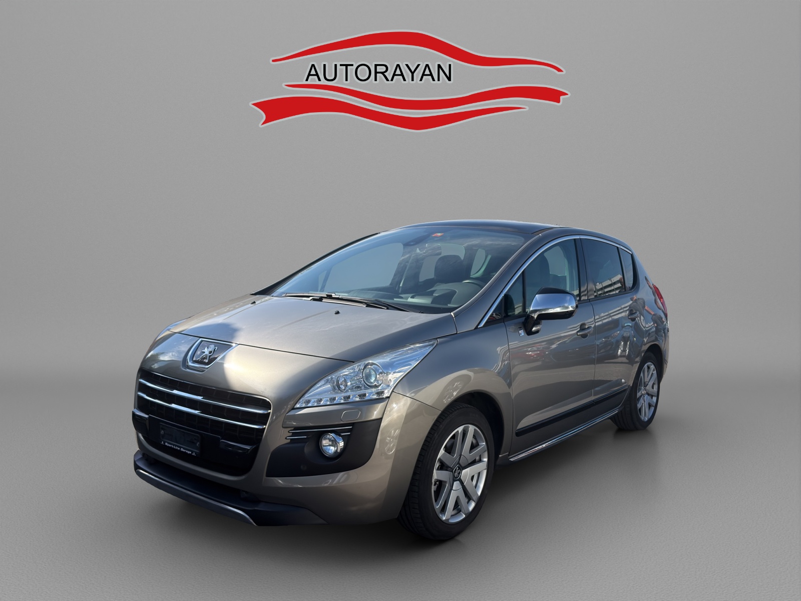 PEUGEOT 3008 HYbrid4 2.0-image-1
