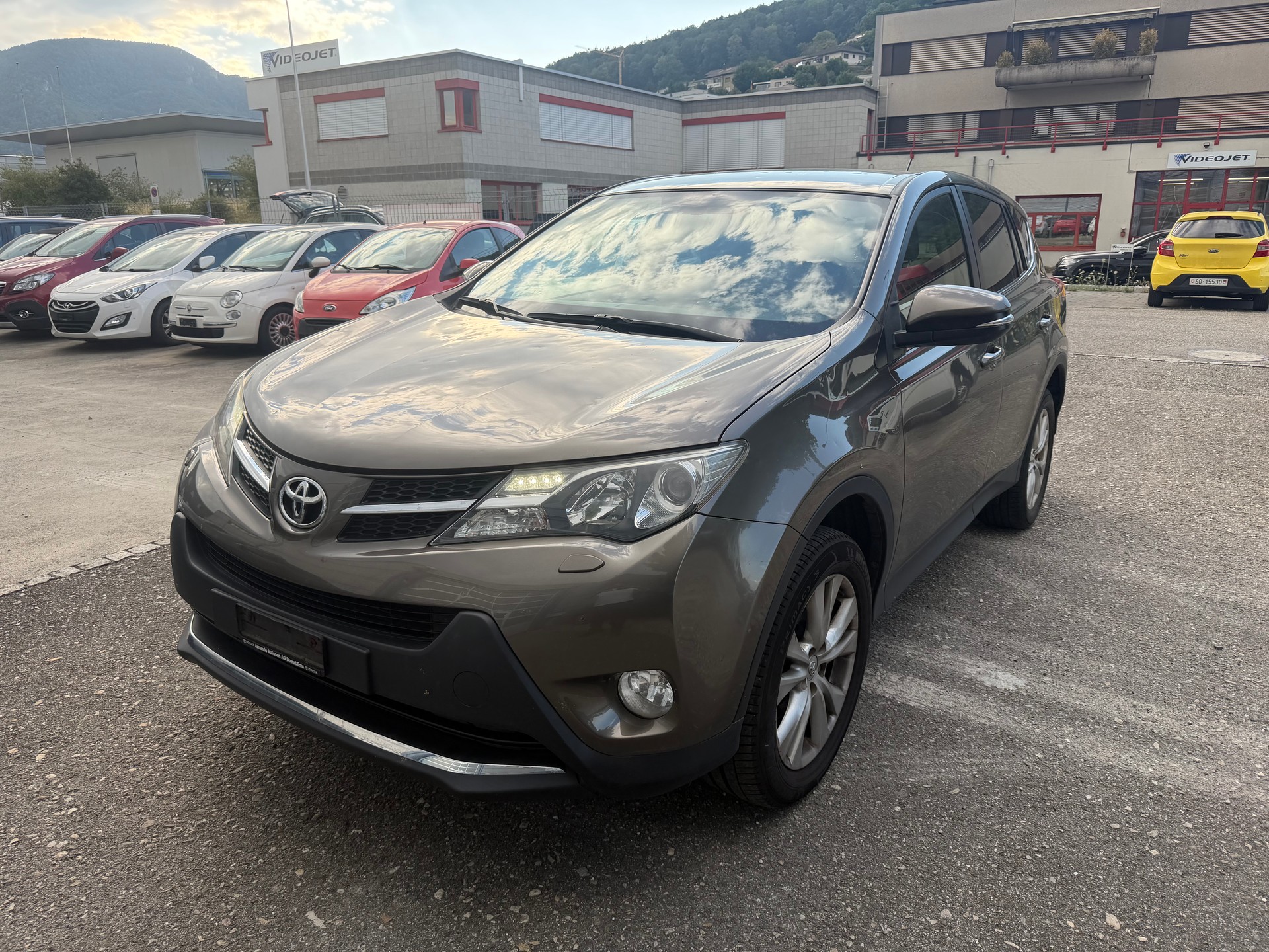 TOYOTA RAV-4 2.2D-4D Sol-image-0