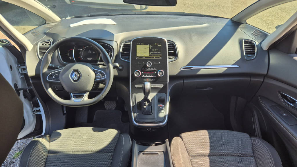 RENAULT Grand Scénic 1.3 TCe 140 Zen EDC-image-13