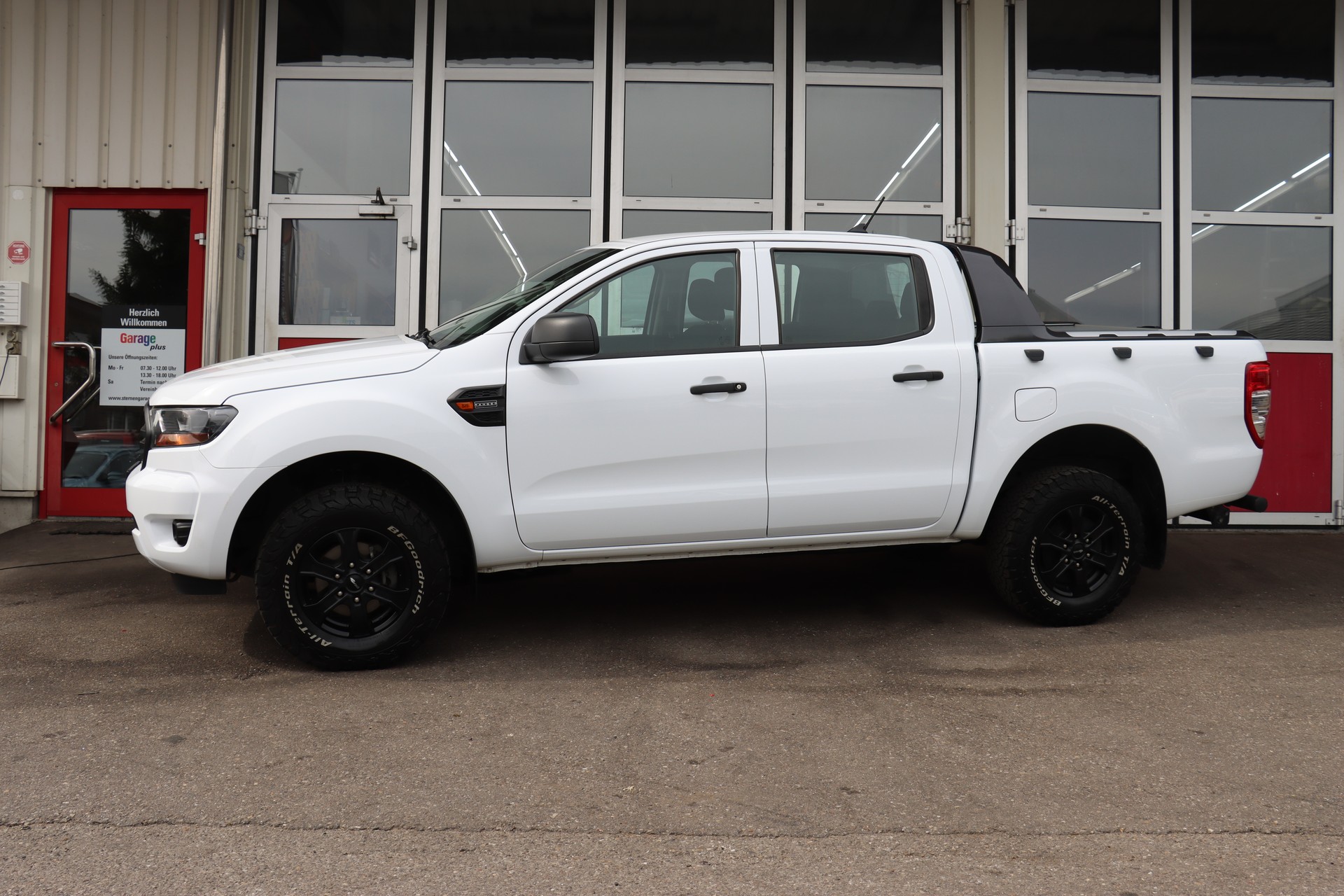 FORD Ranger XLT 2.0 Eco Blue 4x4-image-4