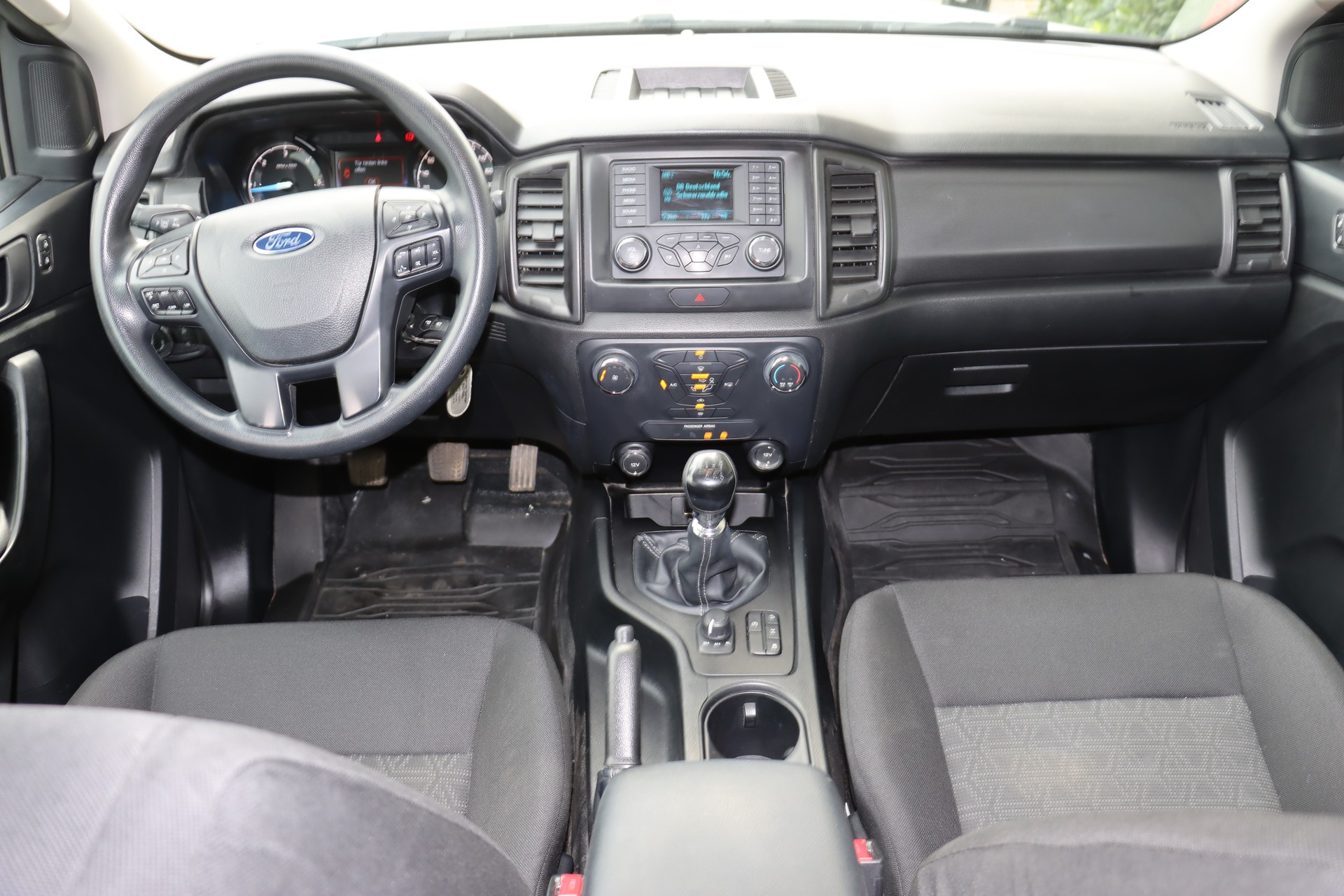 FORD Ranger XLT 2.0 Eco Blue 4x4-image-9