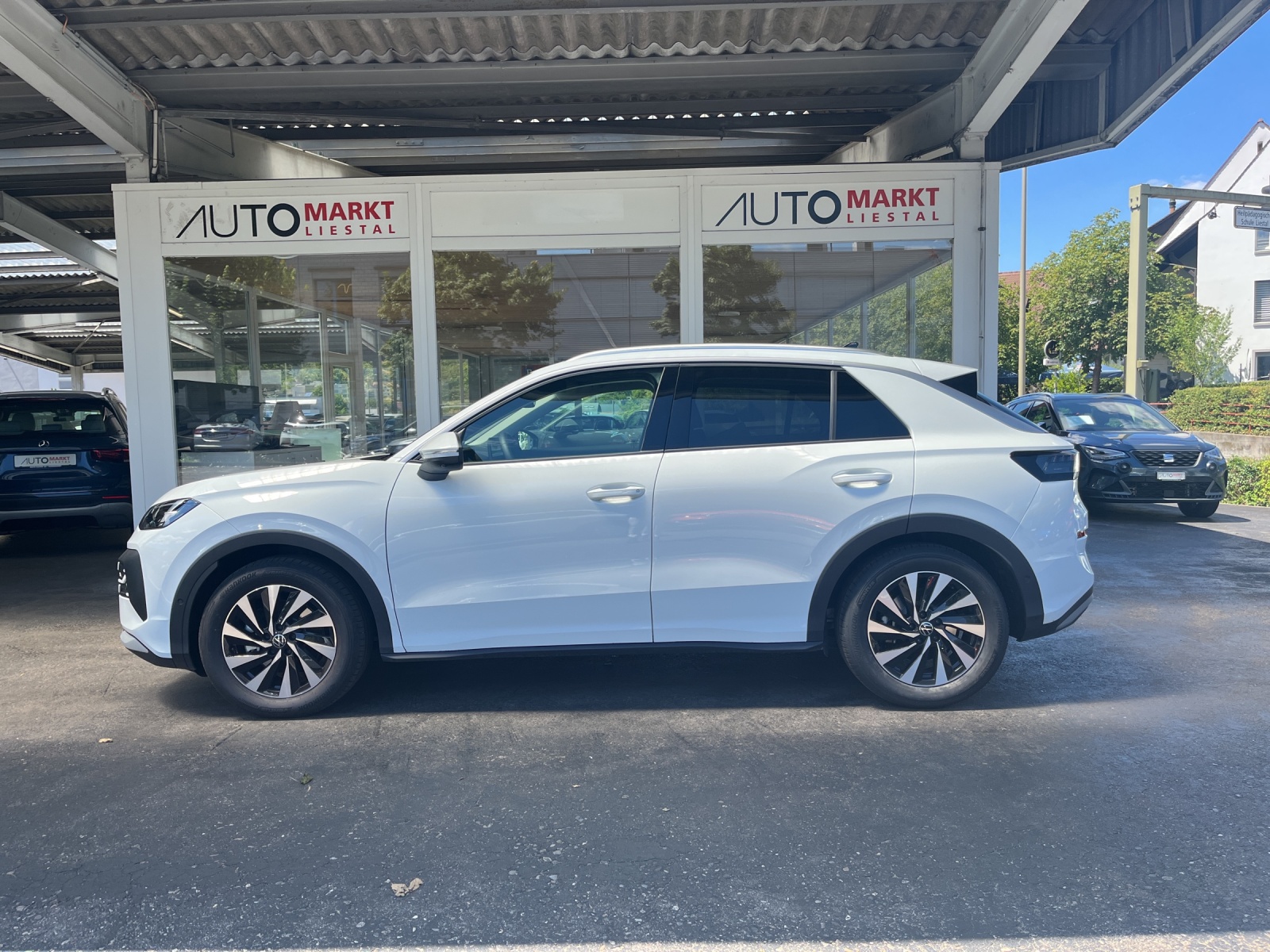 VW T-Roc 1.5 eTSI mHEV Style DSG-image-1