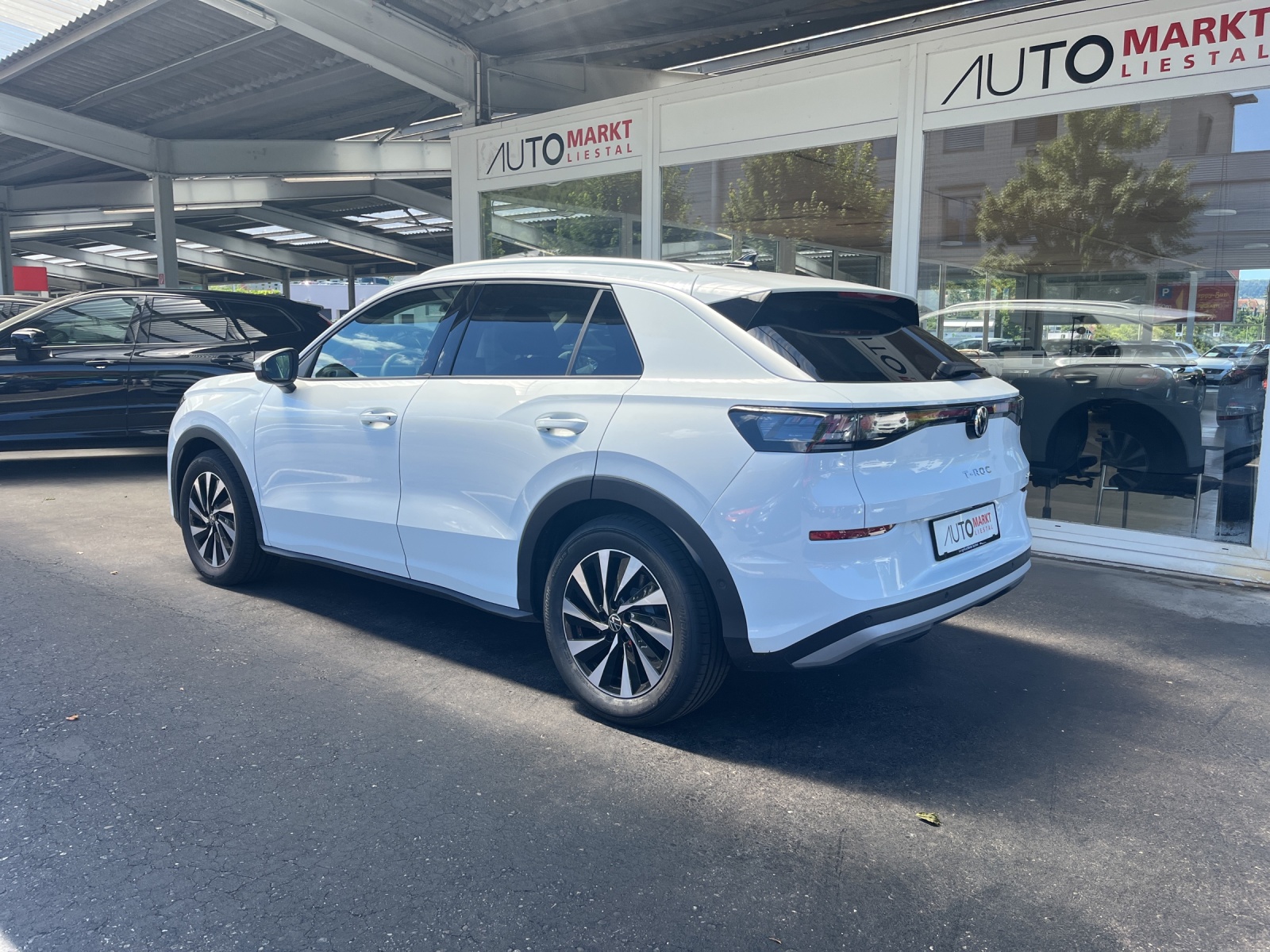 VW T-Roc 1.5 eTSI mHEV Style DSG-image-2