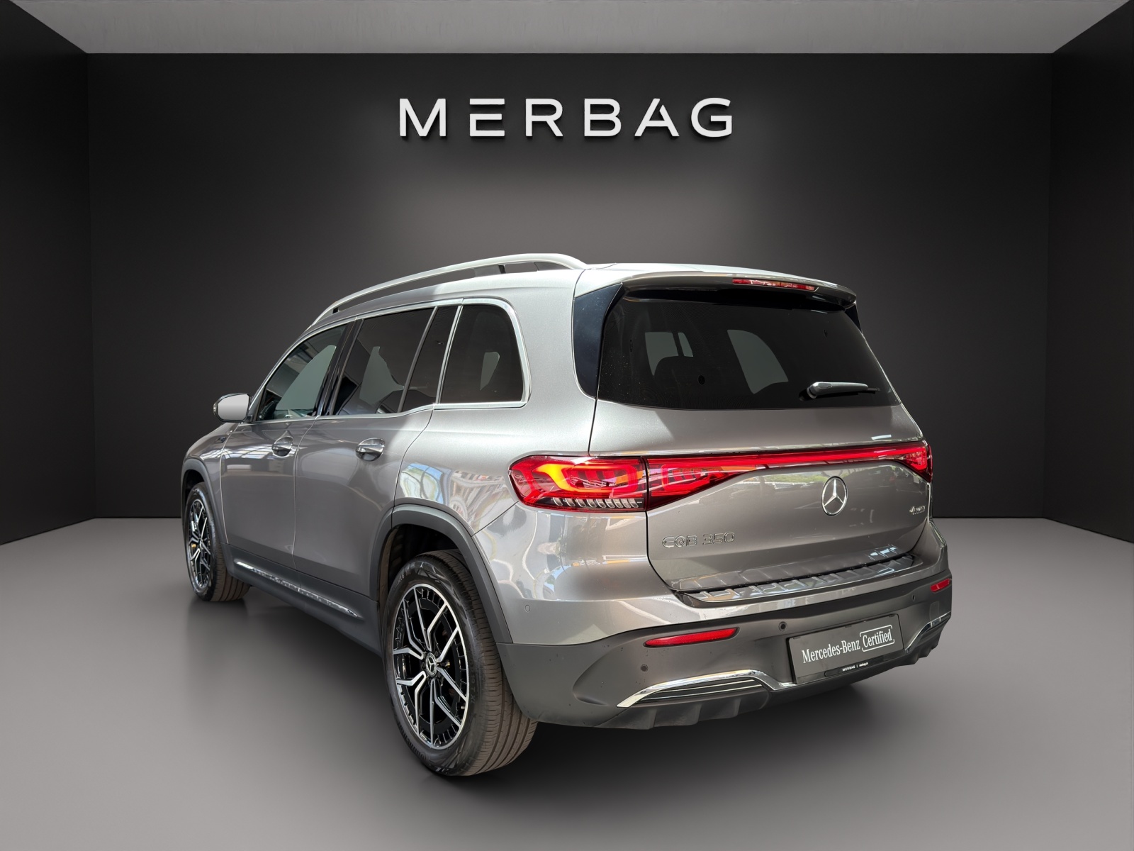 MERCEDES-BENZ EQB 350 AMG Line 4Matic-image-5