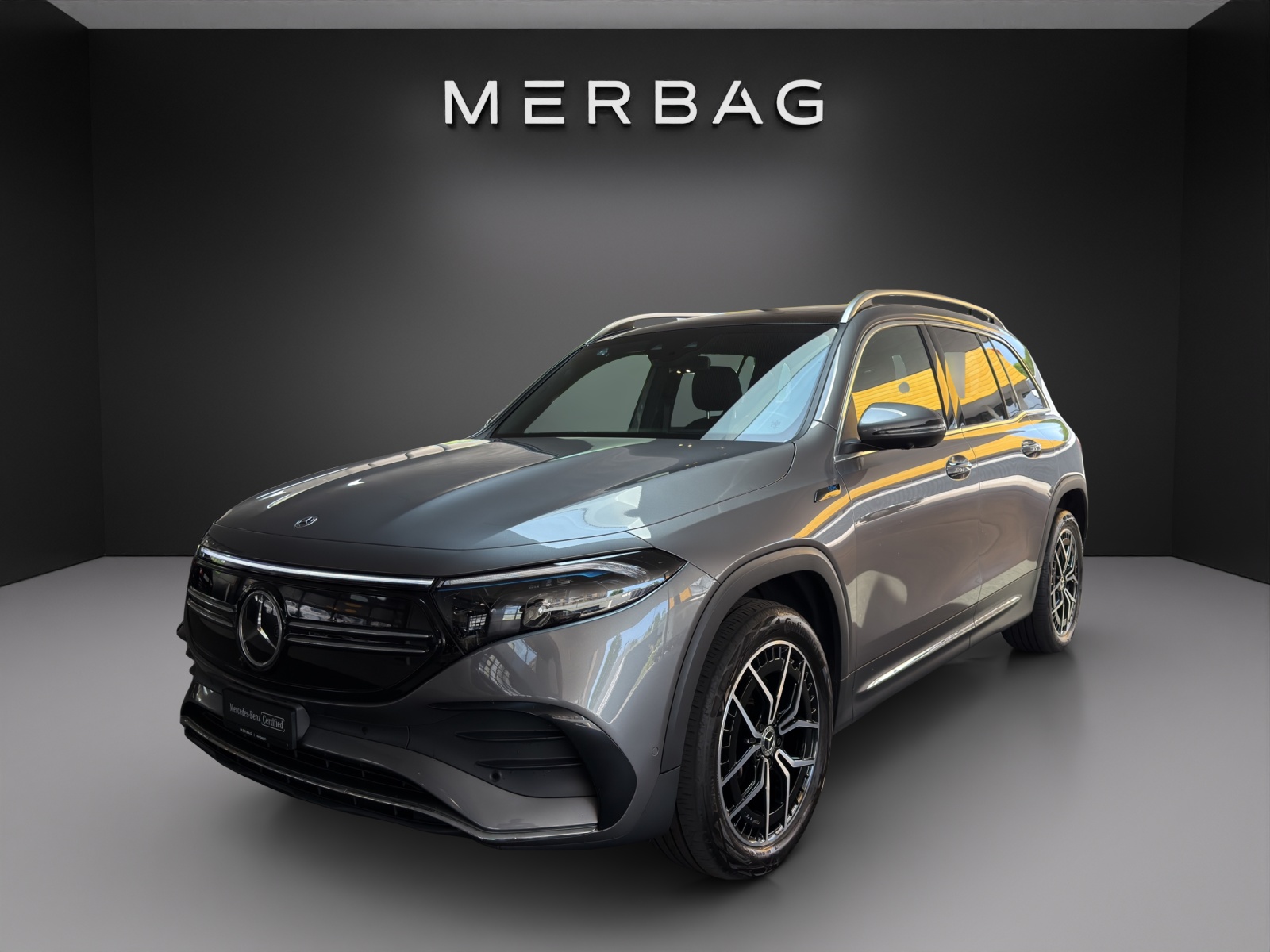 MERCEDES-BENZ EQB 350 AMG Line 4Matic-image-2