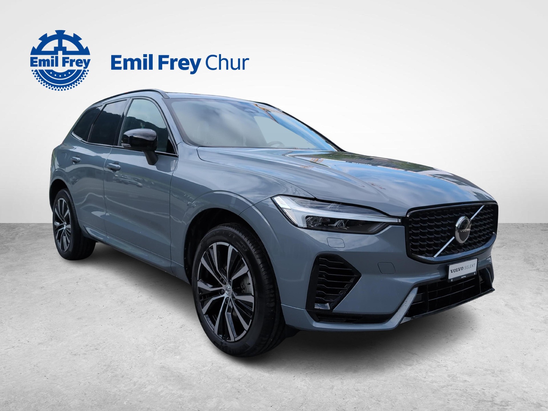 VOLVO XC60 2.0 T6 TE Ultimate Dark eAWD-image-6