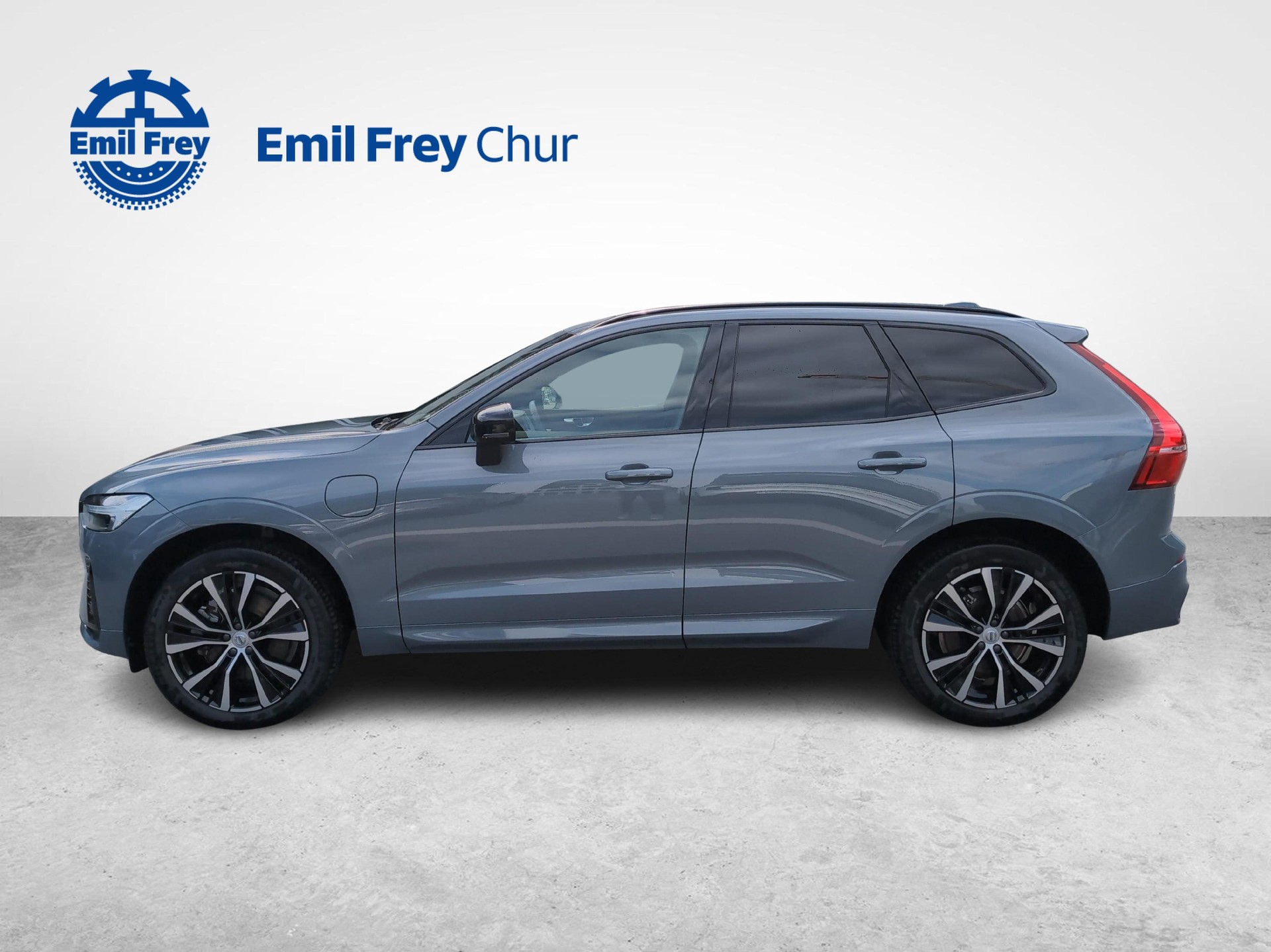 VOLVO XC60 2.0 T6 TE Ultimate Dark eAWD-image-1