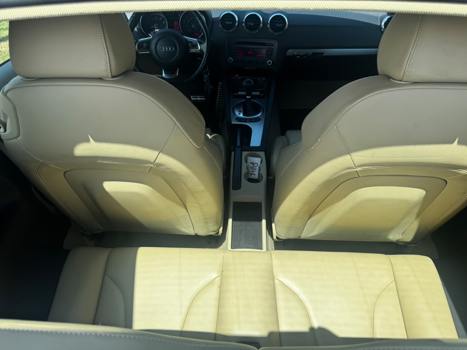 AUDI TT-image-10