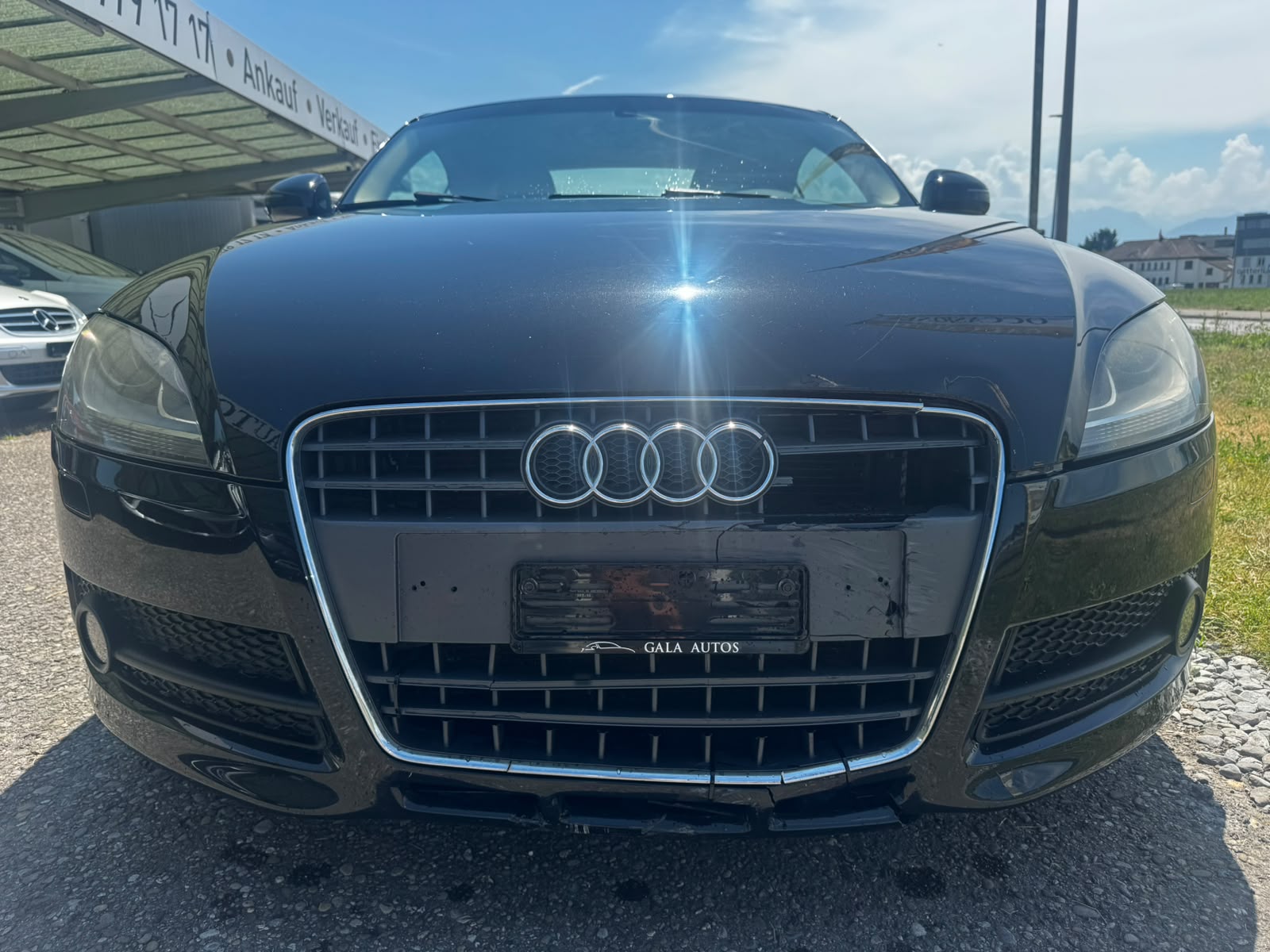 AUDI TT-image-1