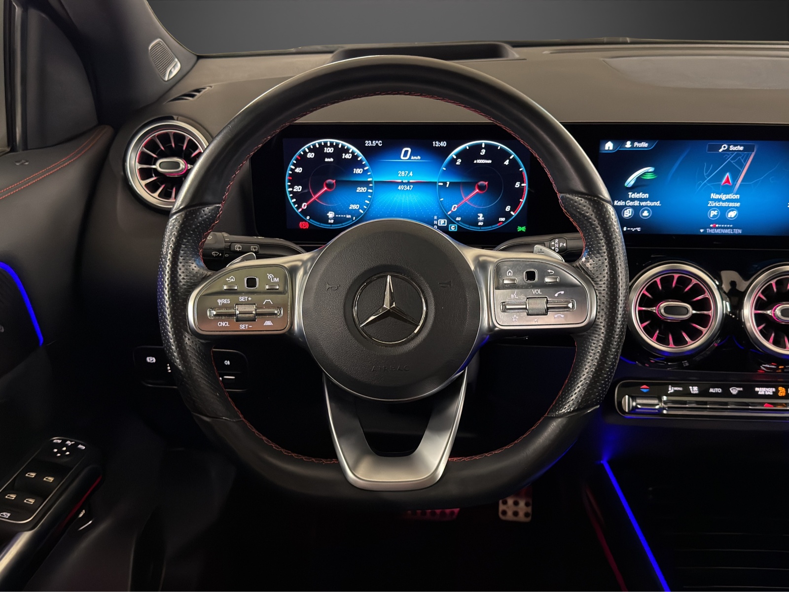 MERCEDES-BENZ GLA 220d 4Matic AMG Line 8G-DCT-image-12