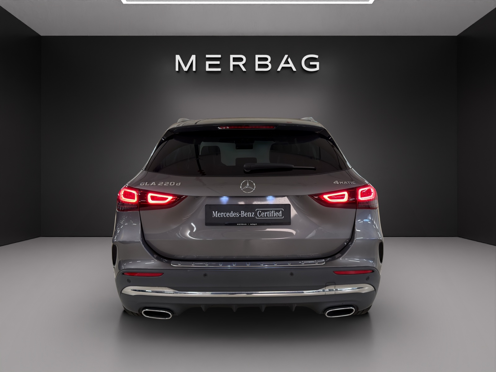 MERCEDES-BENZ GLA 220d 4Matic AMG Line 8G-DCT-image-3