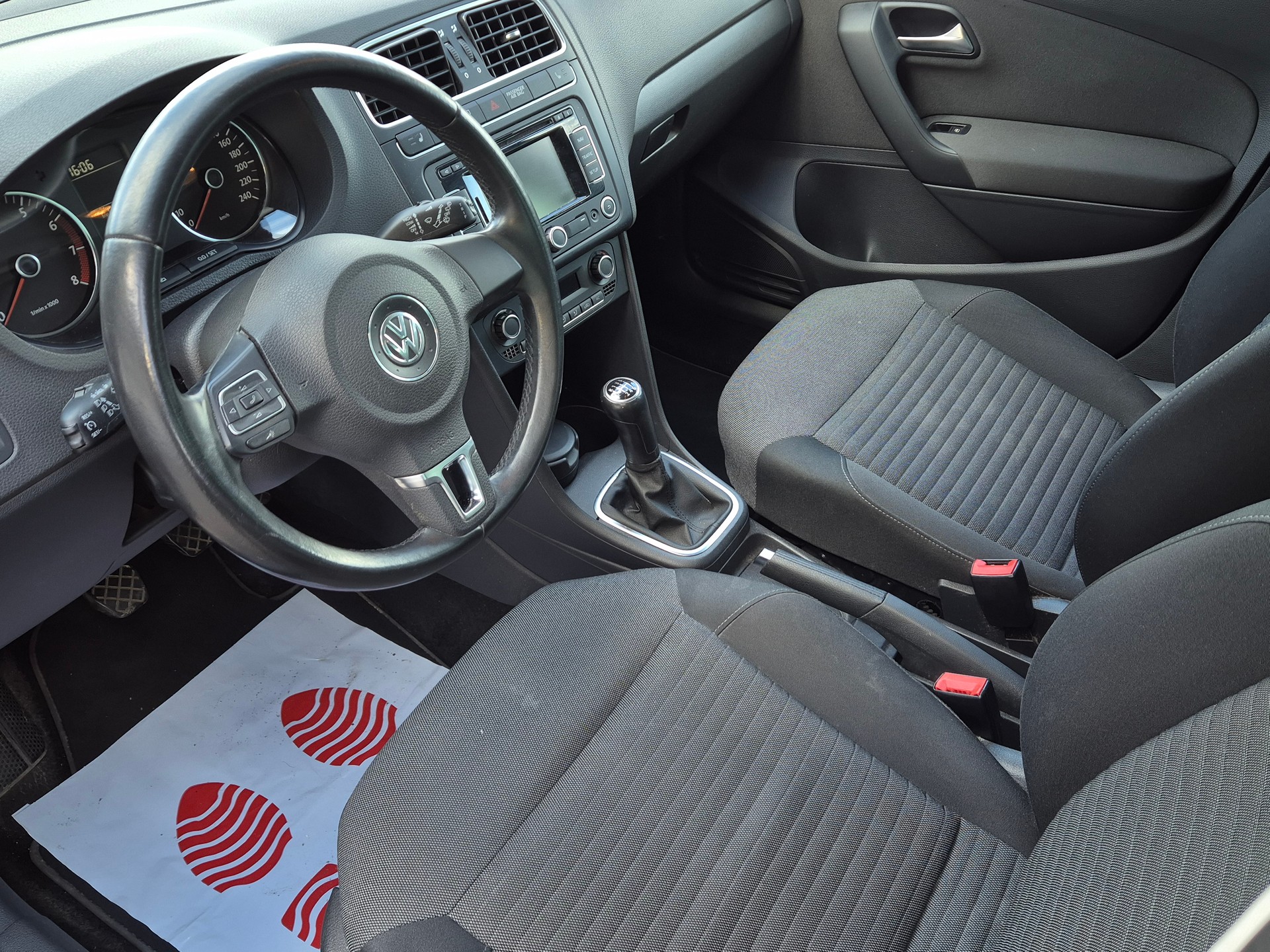 VW Polo 1.2 TSI Comfortline-image-10