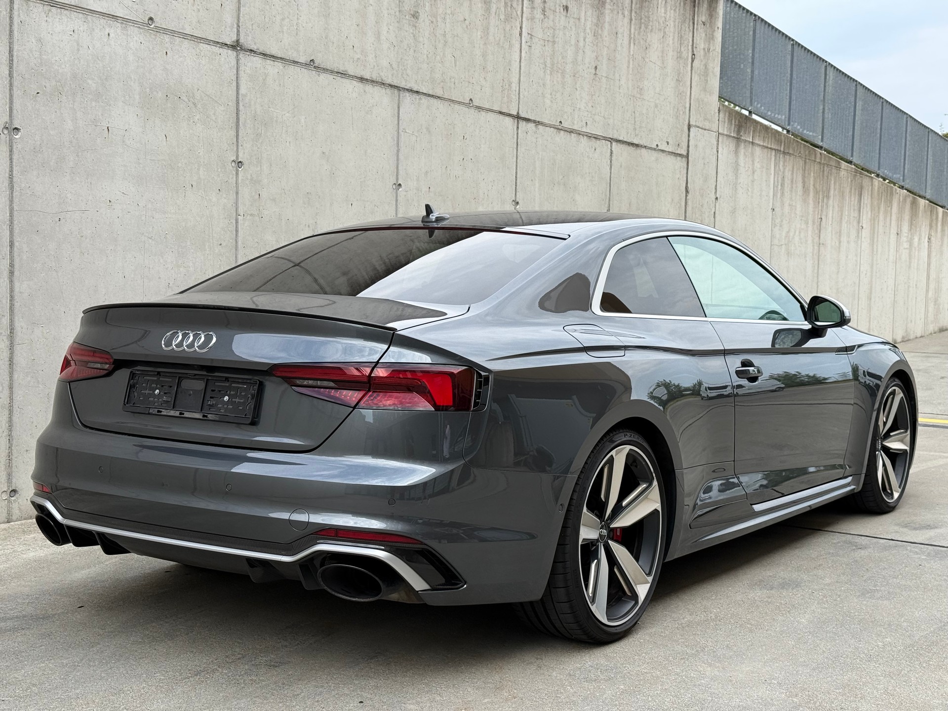 AUDI RS5 Coupé 2.9 TFSI quattro tiptronic-image-7