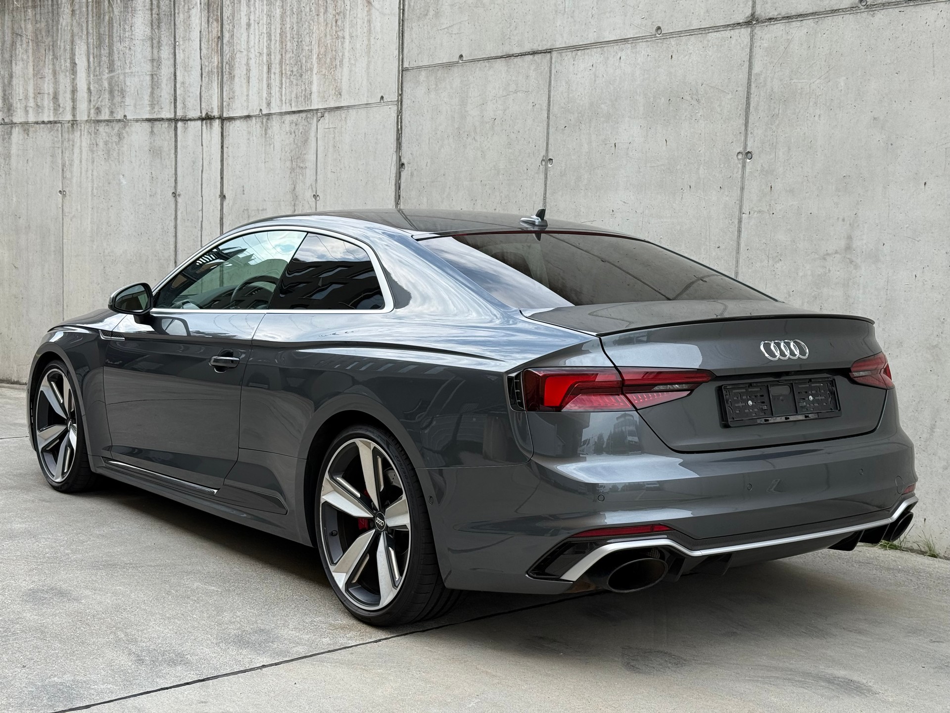 AUDI RS5 Coupé 2.9 TFSI quattro tiptronic-image-2