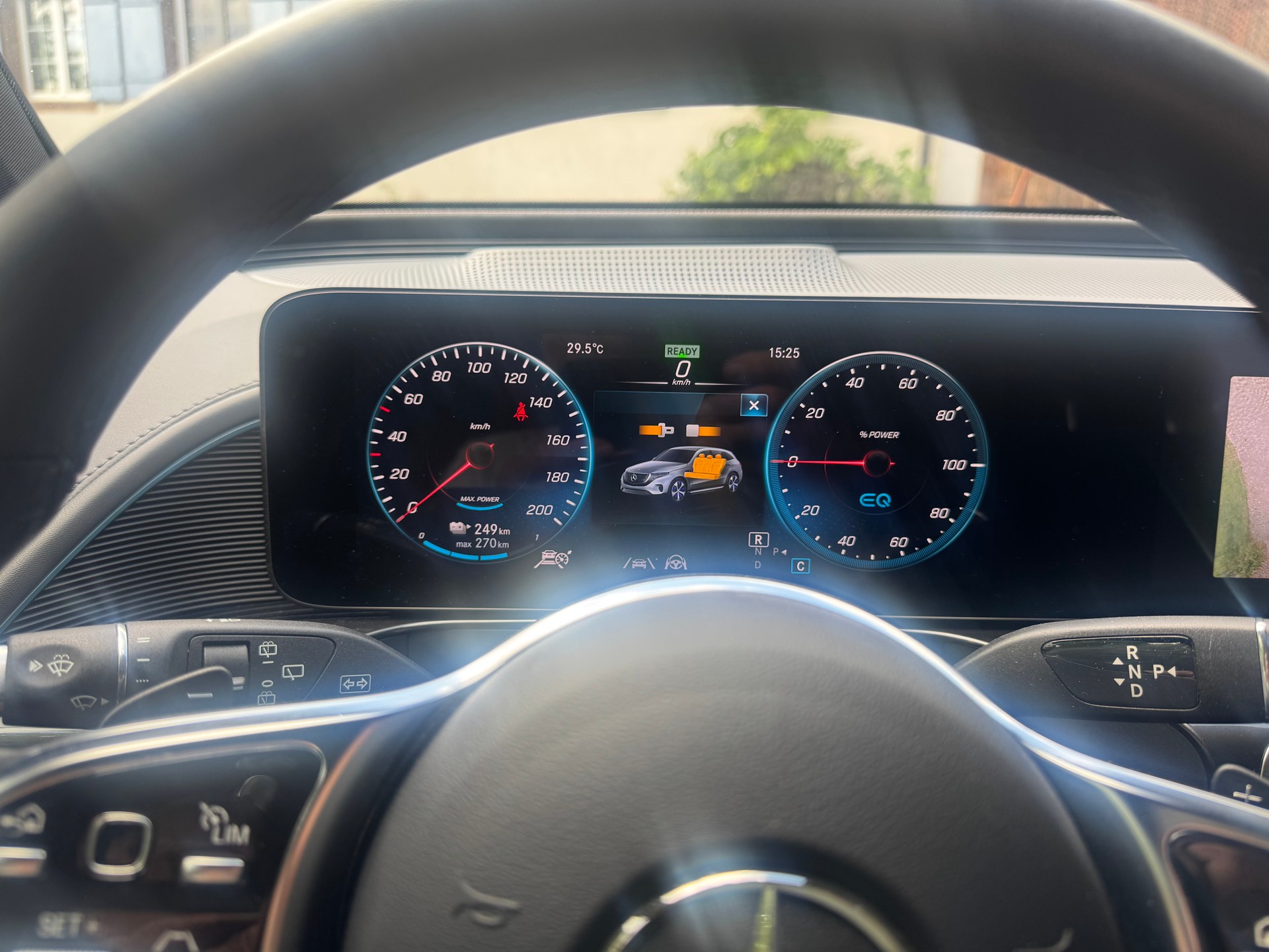 MERCEDES-BENZ EQC 400 4Matic EQ Star-image-3