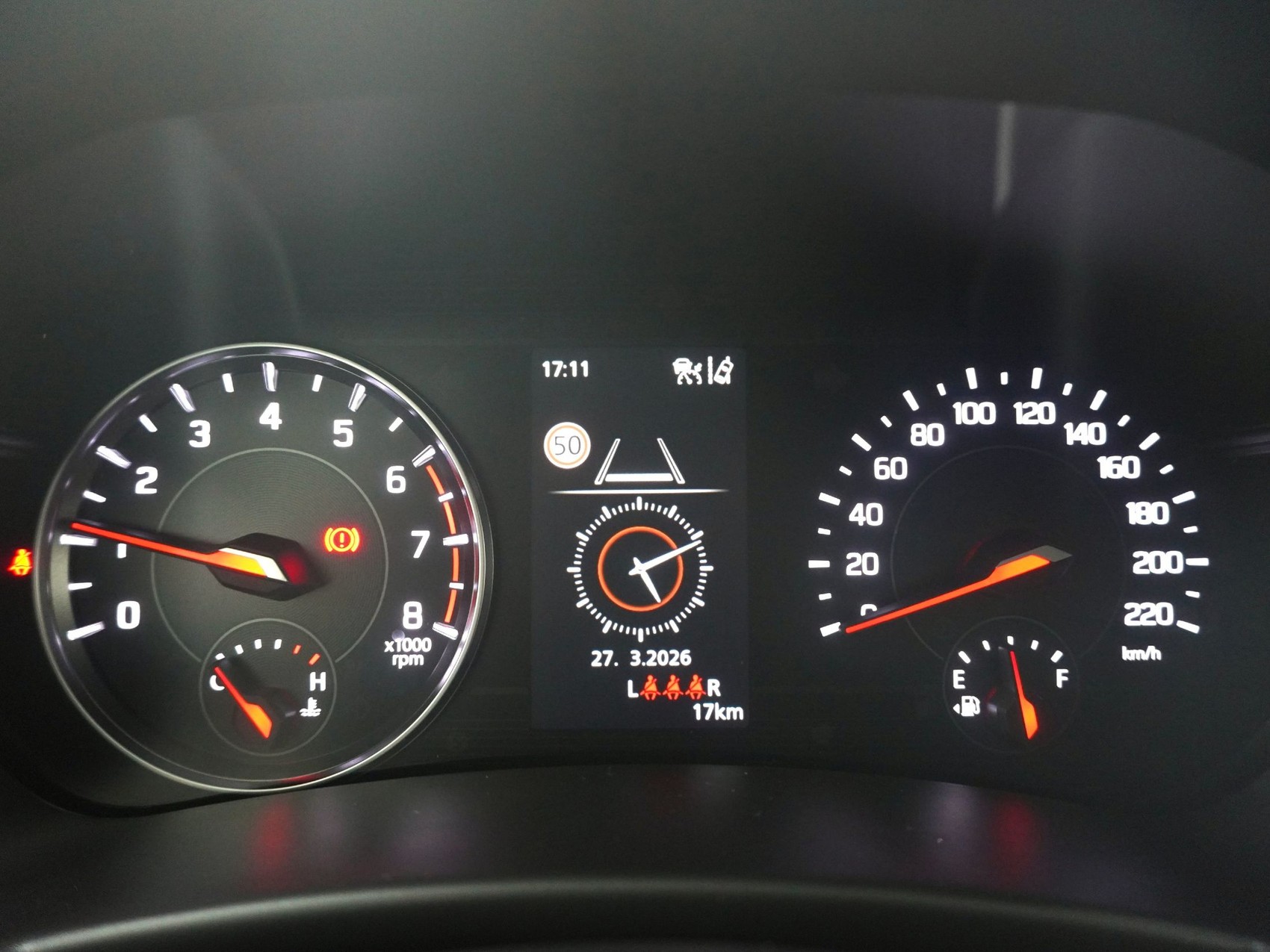 SUZUKI Swift 1.2 Sakura Top Hybrid-image-10