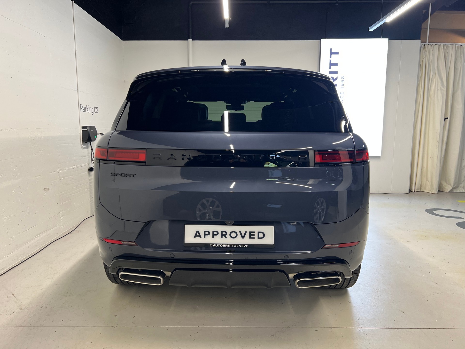LAND ROVER Range Rover Sport 3.0 I6 P460e SE Dynamic-image-8