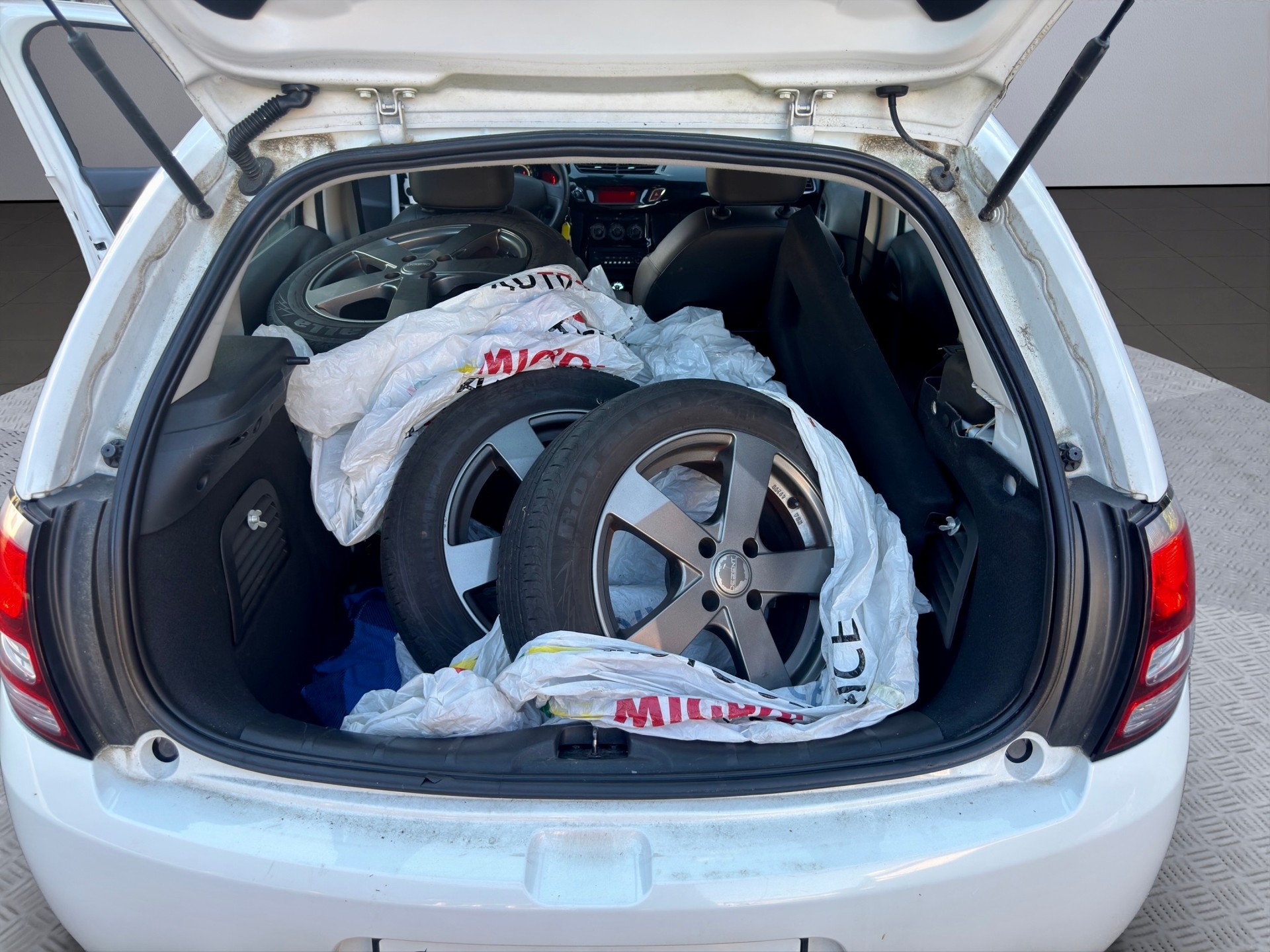 CITROEN C3 1.0i Tonic-image-11