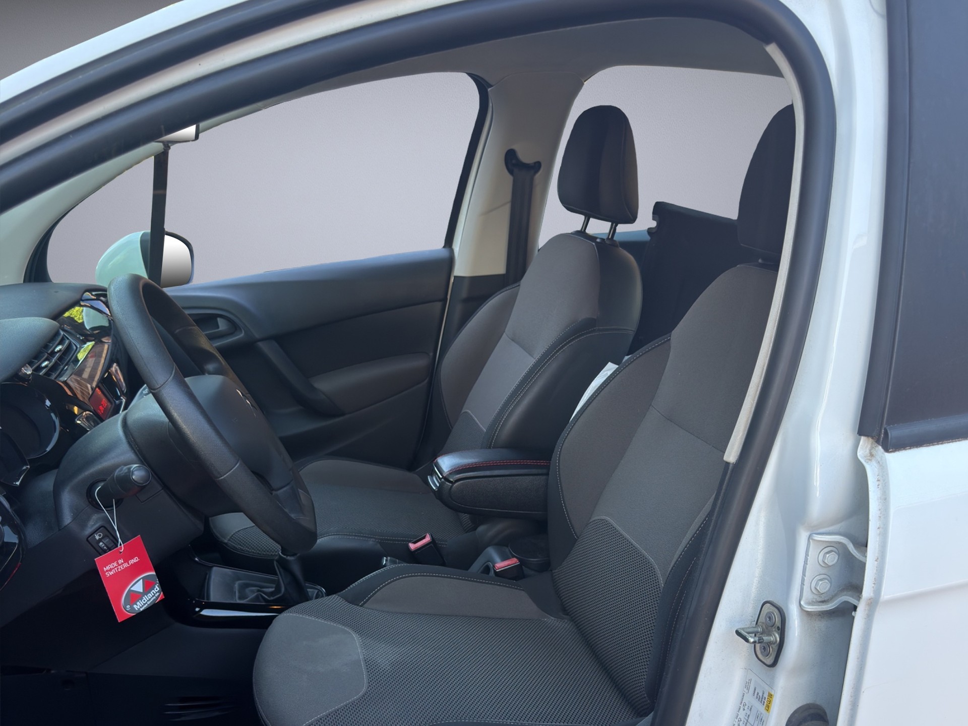 CITROEN C3 1.0i Tonic-image-8