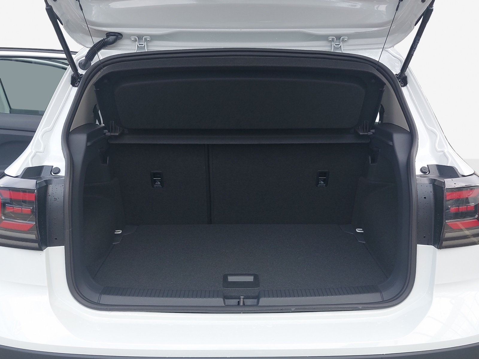 VW T-Cross 1.0 TSI EVO Life DSG-image-12