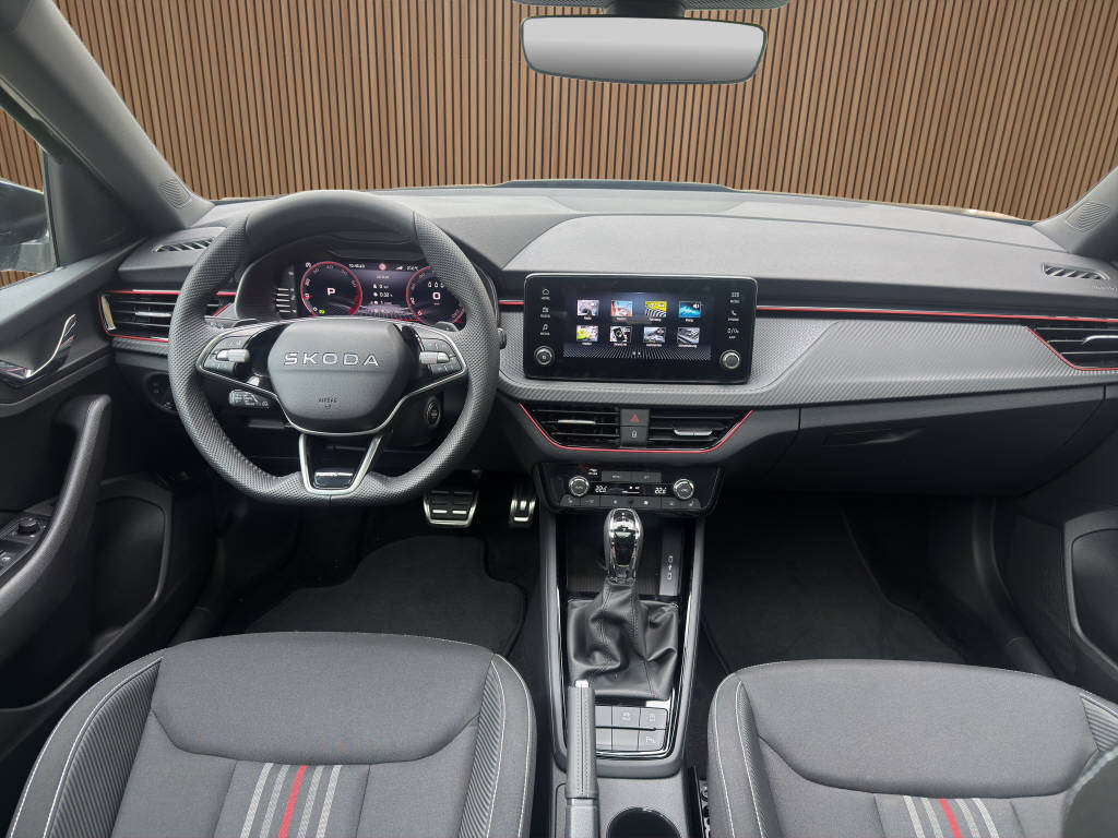 SKODA Kamiq 1.5 TSI Monte Carlo DSG-image-16