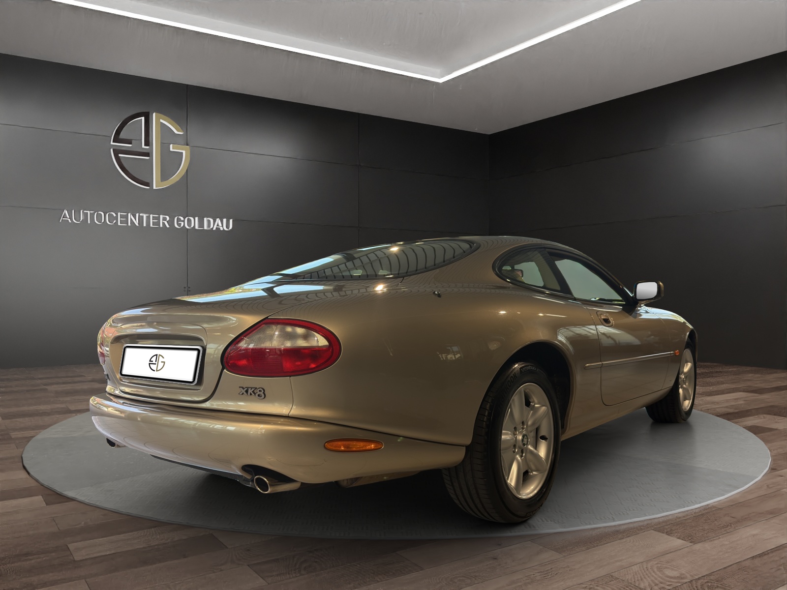 JAGUAR XK8 Sportcoupé-image-3