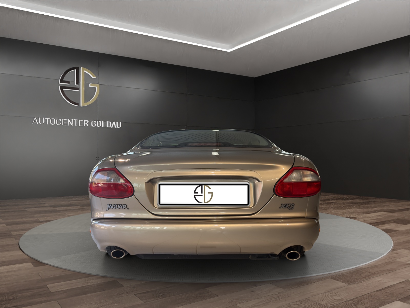 JAGUAR XK8 Sportcoupé-image-2