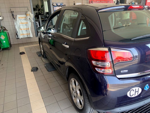 CITROEN C3 1.6 16V HDi Exclusive-image-3