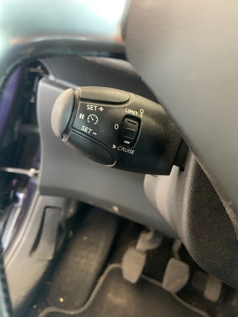 CITROEN C3 1.6 16V HDi Exclusive-image-12