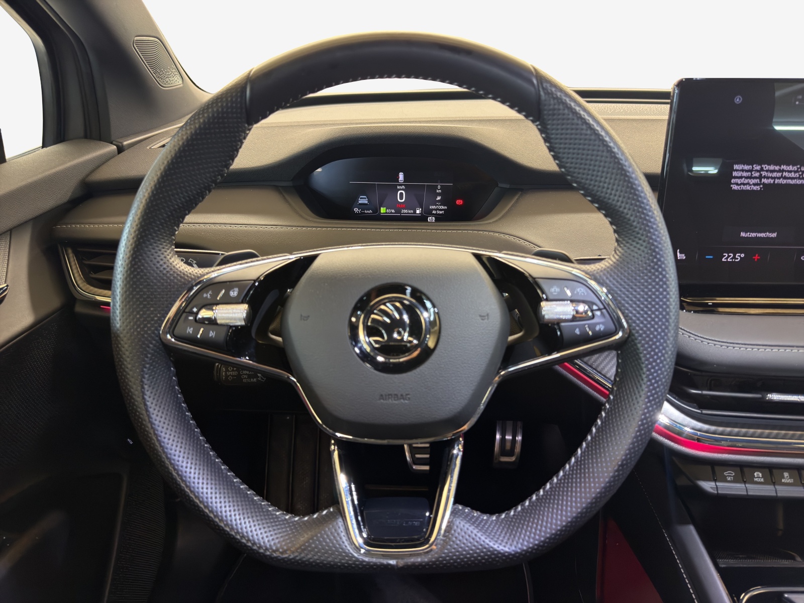 SKODA Enyaq iV 60 SportLine-image-9