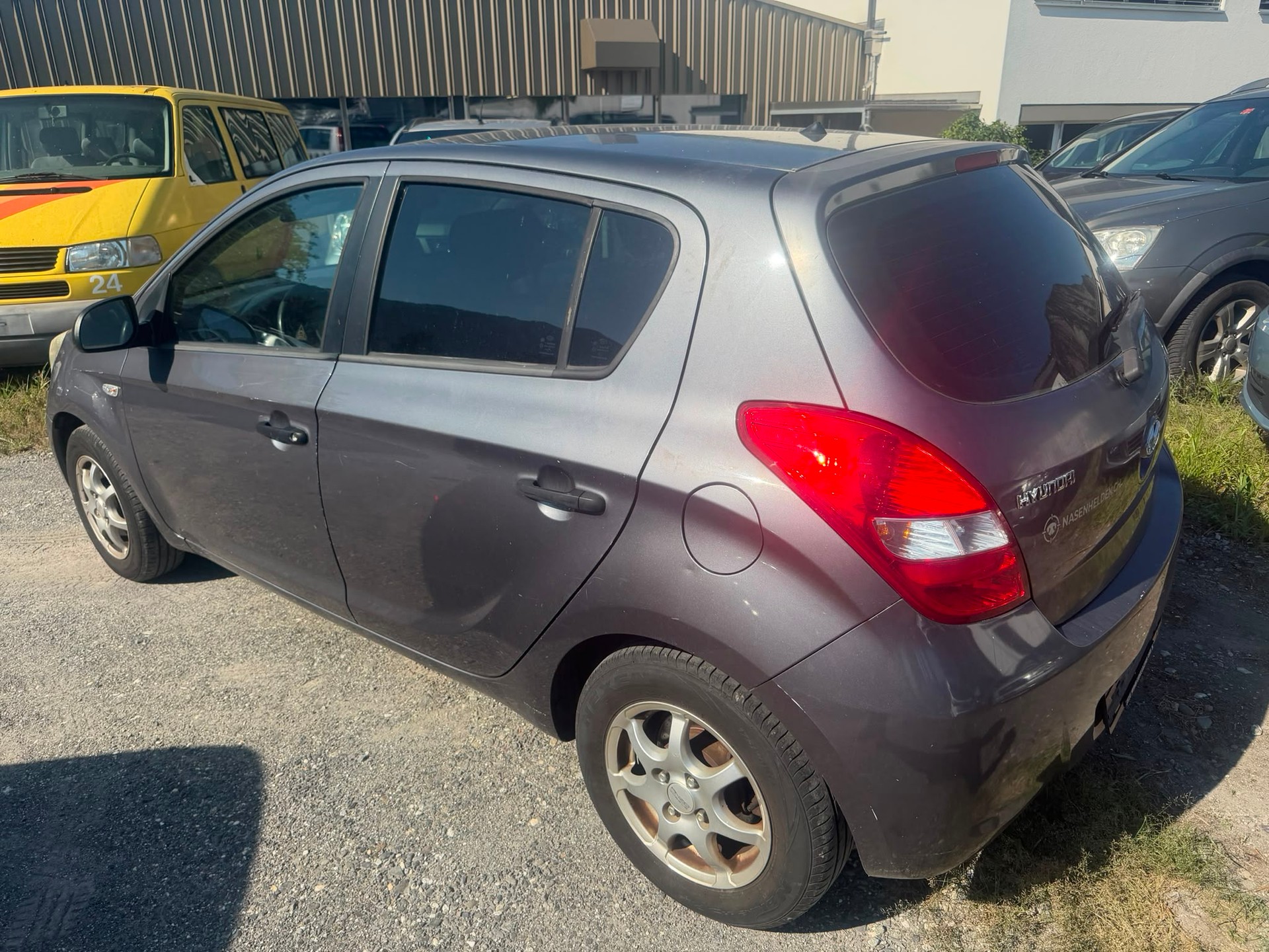 HYUNDAI i20 1.2 Comfort-image-5