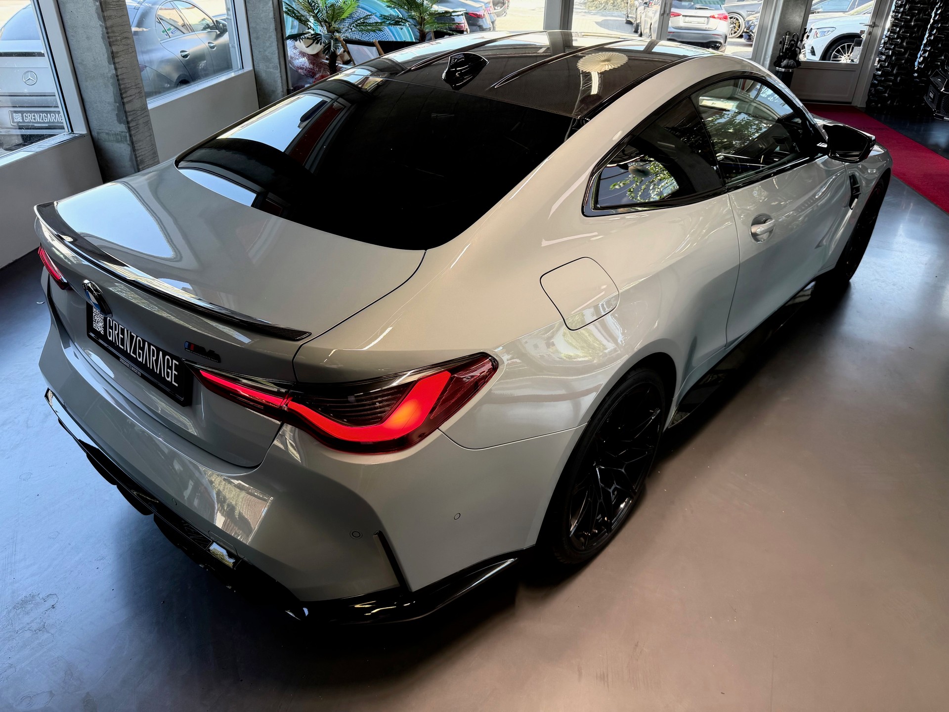BMW M4 Coupé Competition M xDrive-image-6