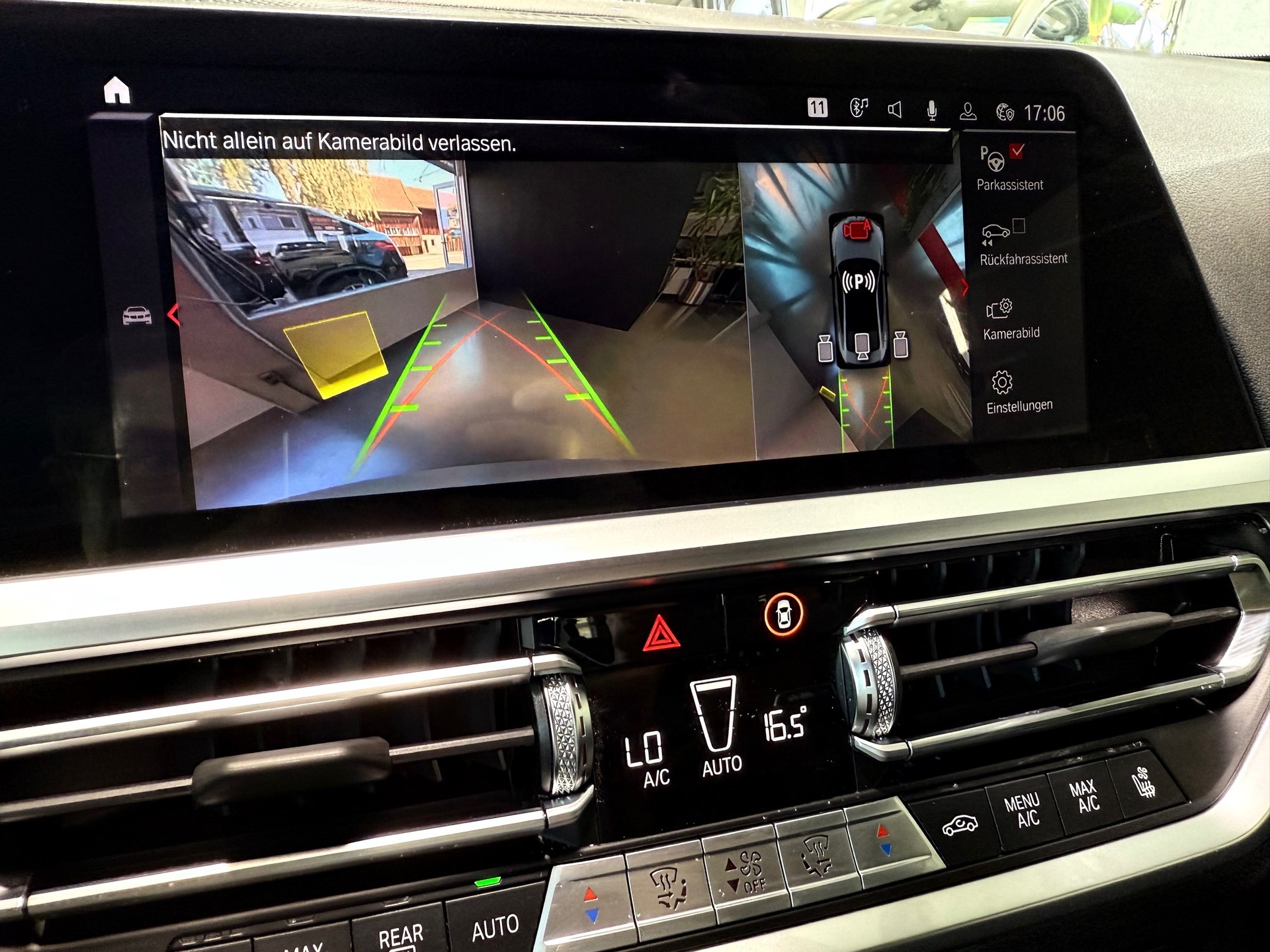 BMW M4 Coupé Competition M xDrive-image-18