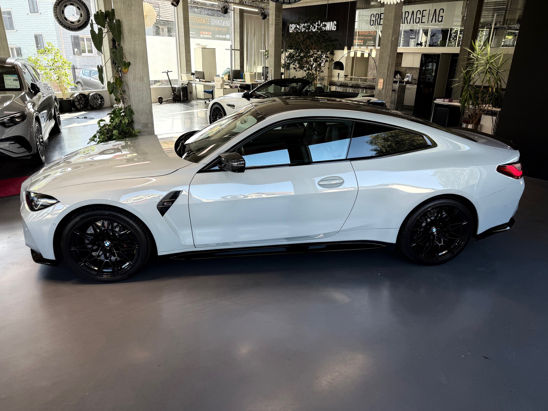 BMW M4 Coupé Competition M xDrive-image-4