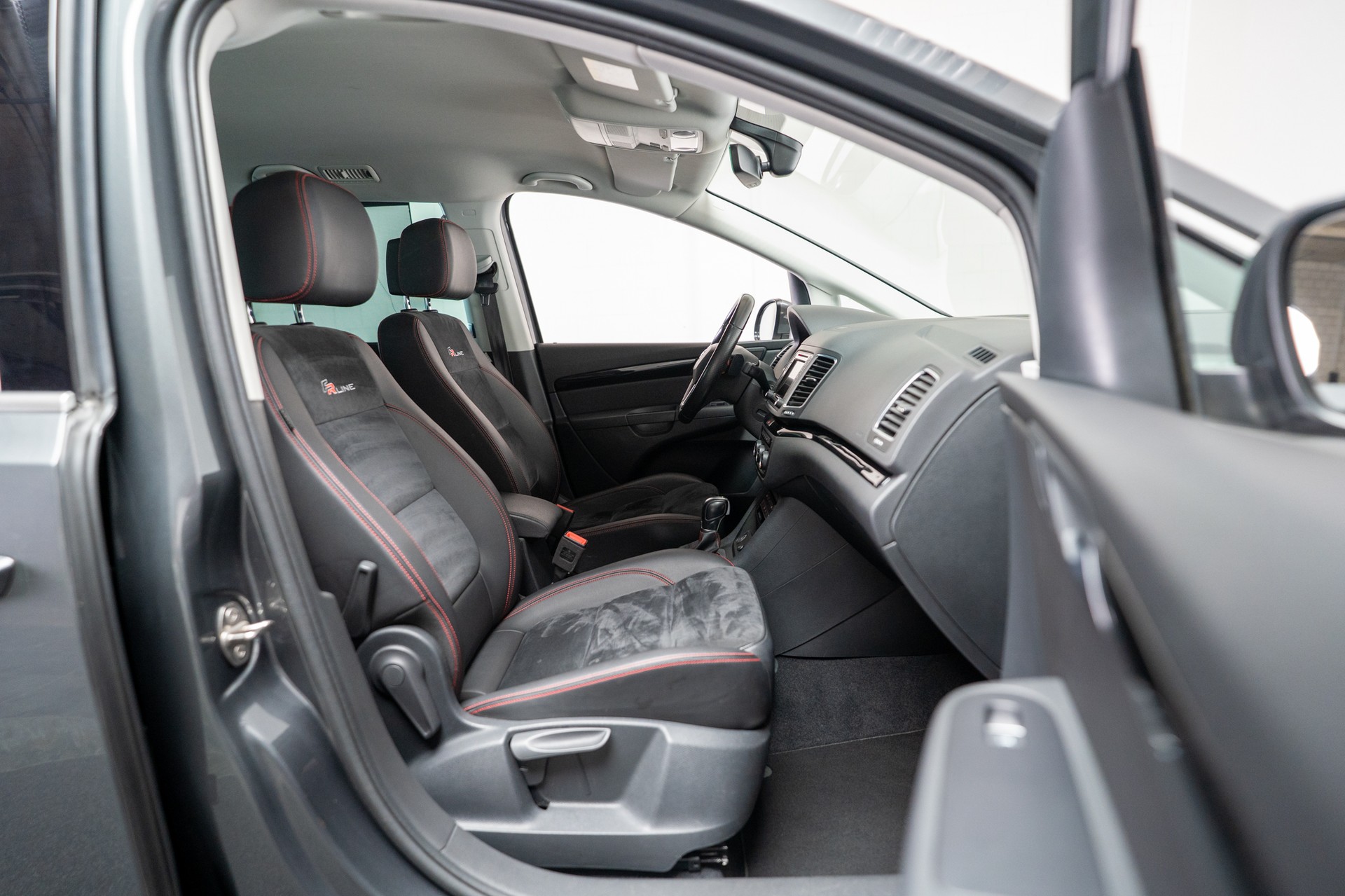 SEAT Alhambra 2.0 TDI 150 Hola FR-Line DSG / 7 Sitze / EL. Schiebetüren-image-18
