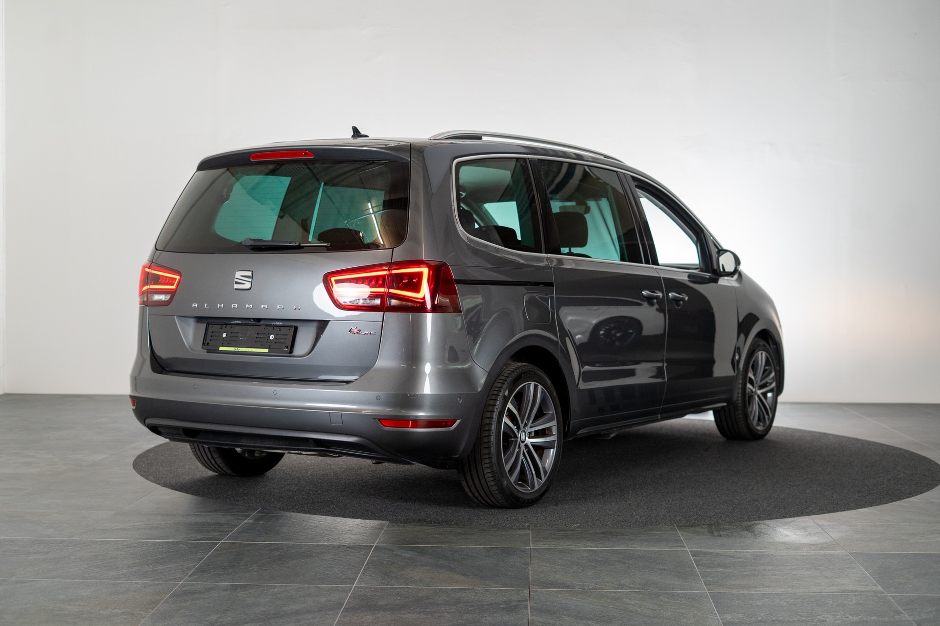 SEAT Alhambra 2.0 TDI 150 Hola FR-Lina DSG / 7 Sitze / EL. Schiebetüren-image-6