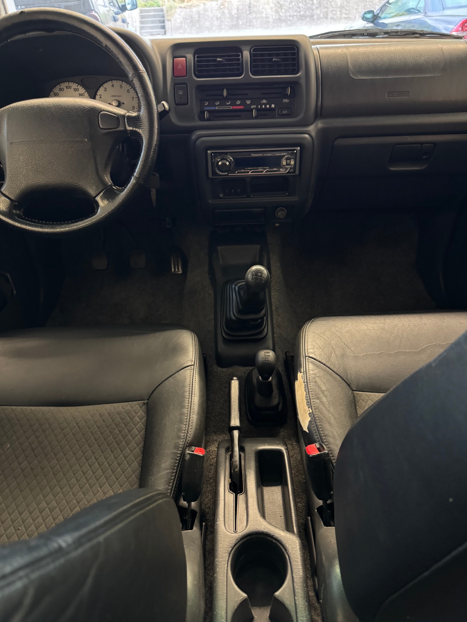 SUZUKI Jimny 1.3 16V JLX Top-image-9