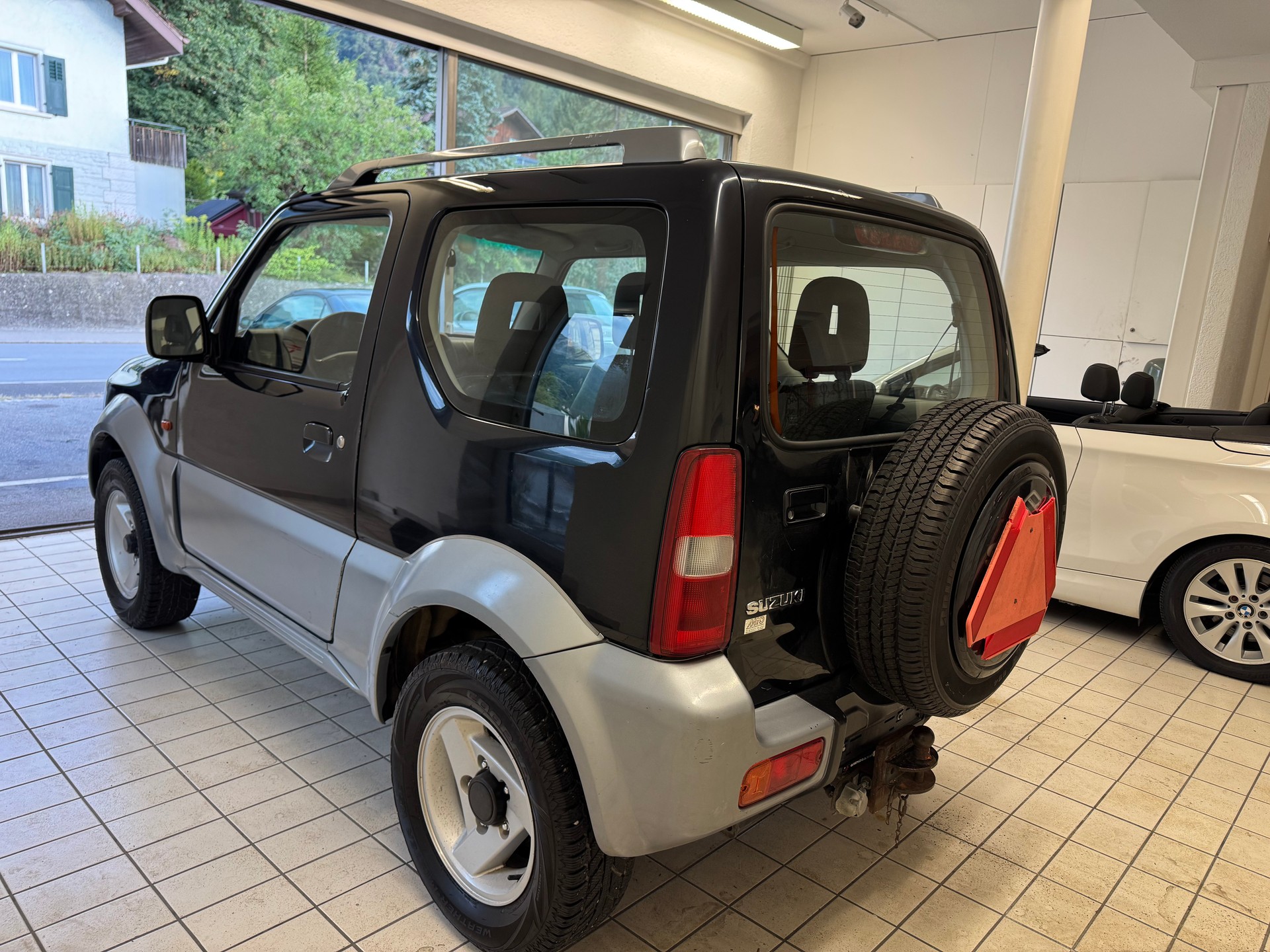 SUZUKI Jimny 1.3 16V JLX Top-image-6