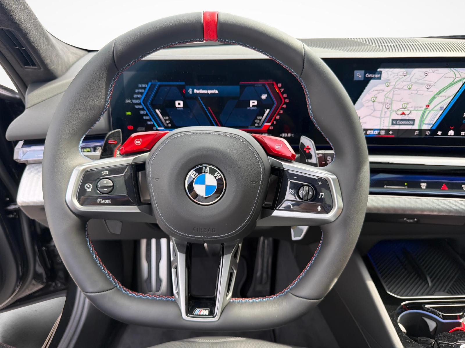 BMW M5 xDrive Touring-image-13
