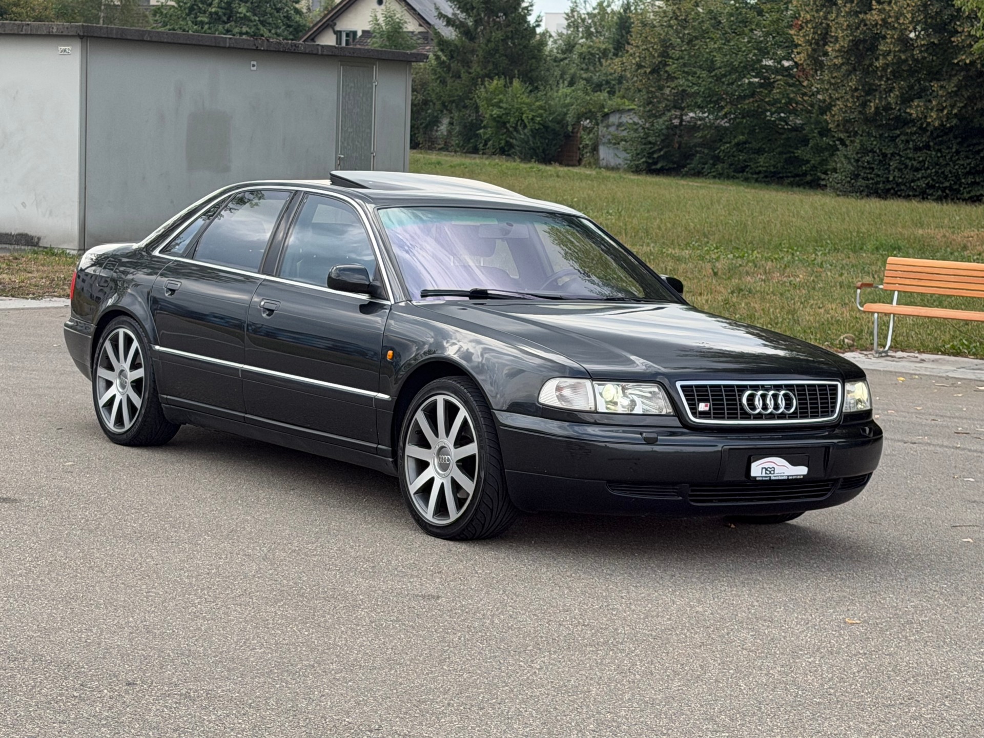 AUDI S8 4.2 quattro-image-1
