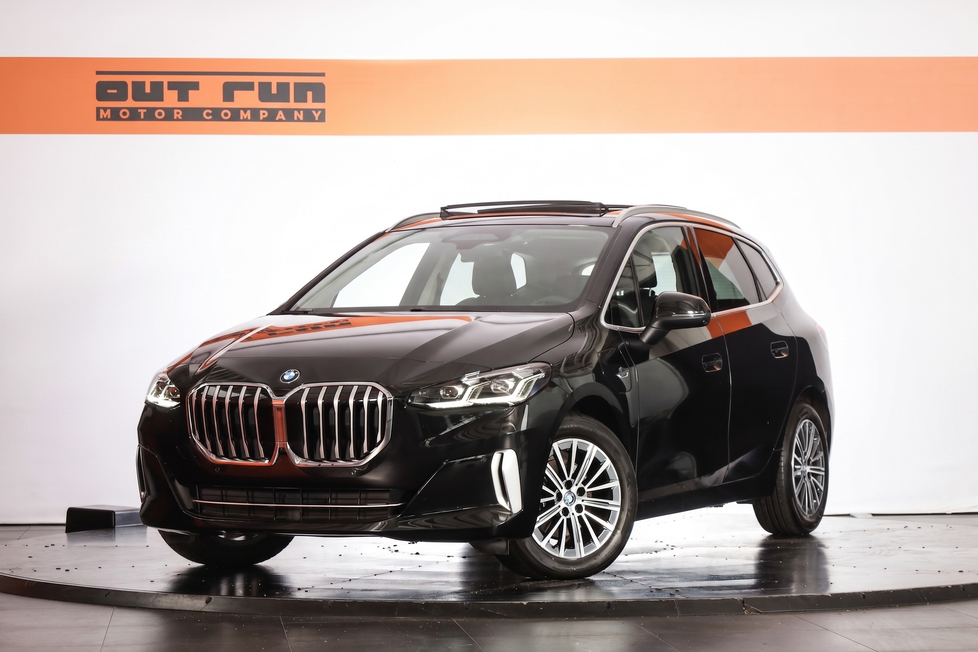 BMW 225e xDrive Active Tourer Luxury Line * Panoramaglass / Driving Assistant Pro / Pack innovation