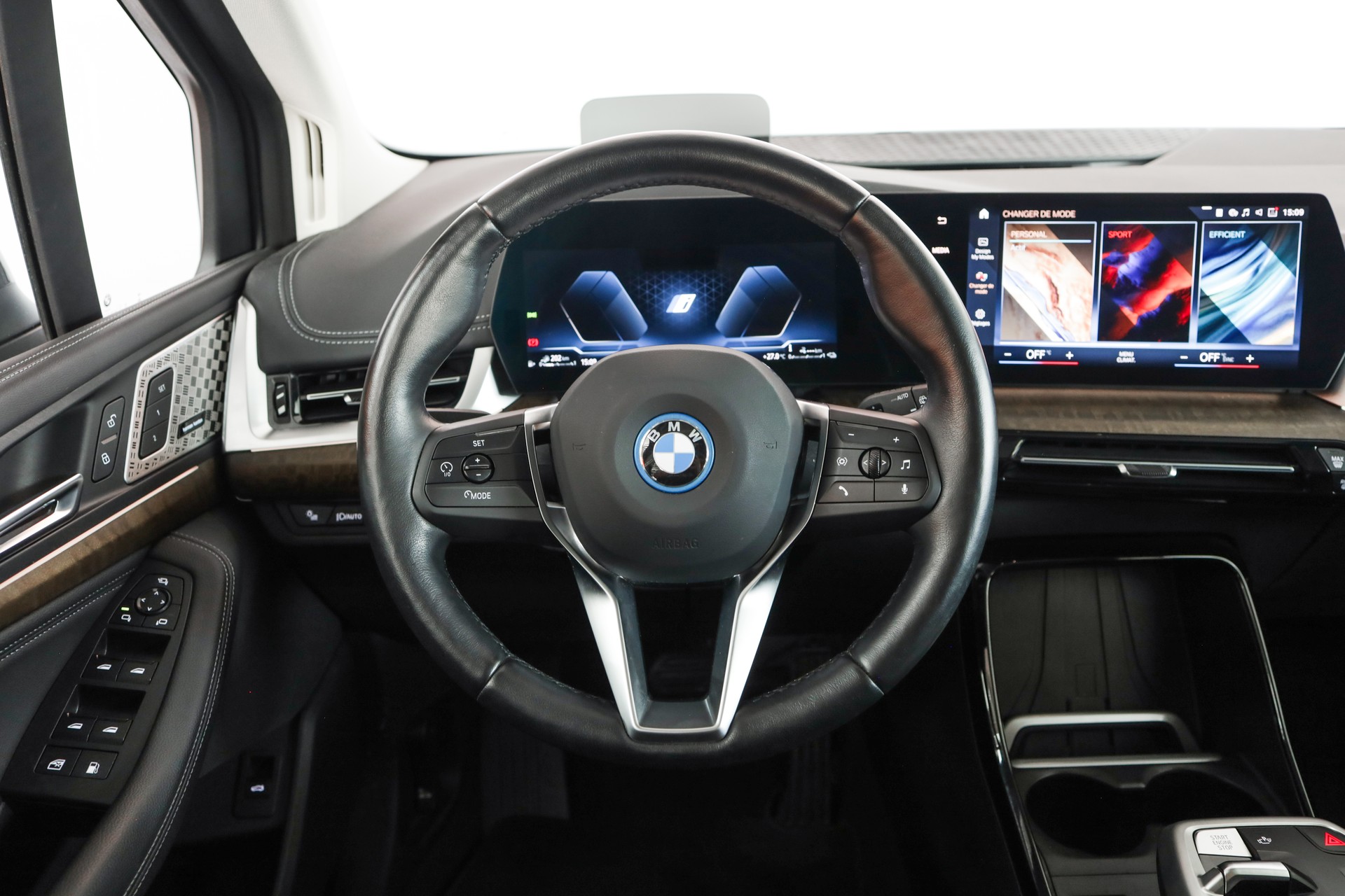 BMW 225e xDrive Active Tourer Luxury Line * Panoramaglass / Driving Assistant Pro / Pack innovation-image-12