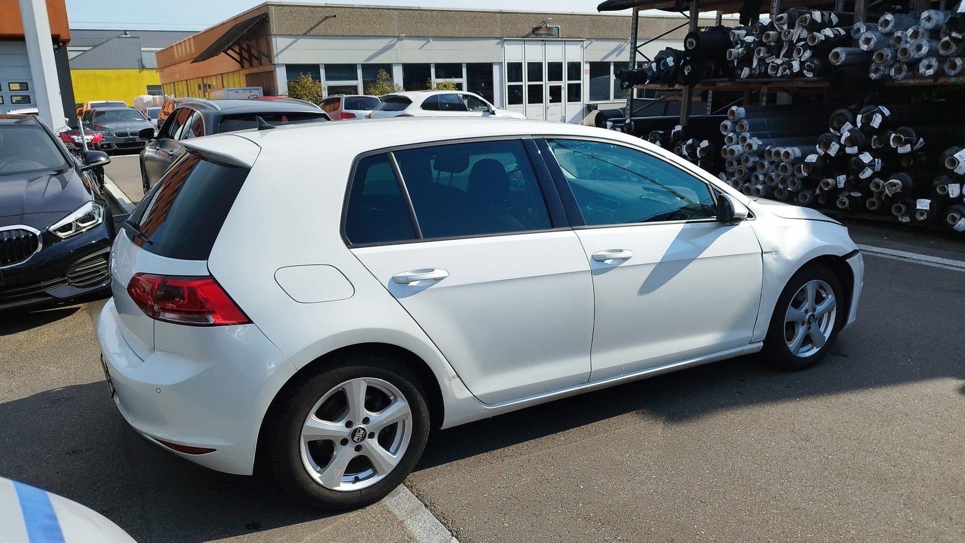 VW Golf 2.0 TDI Highline 4Motion-image-3