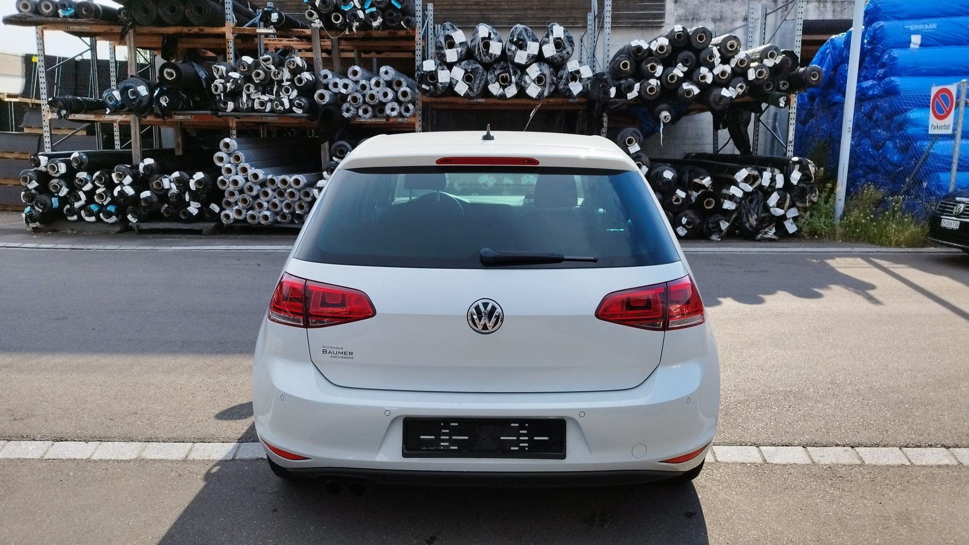 VW Golf 2.0 TDI Highline 4Motion-image-4