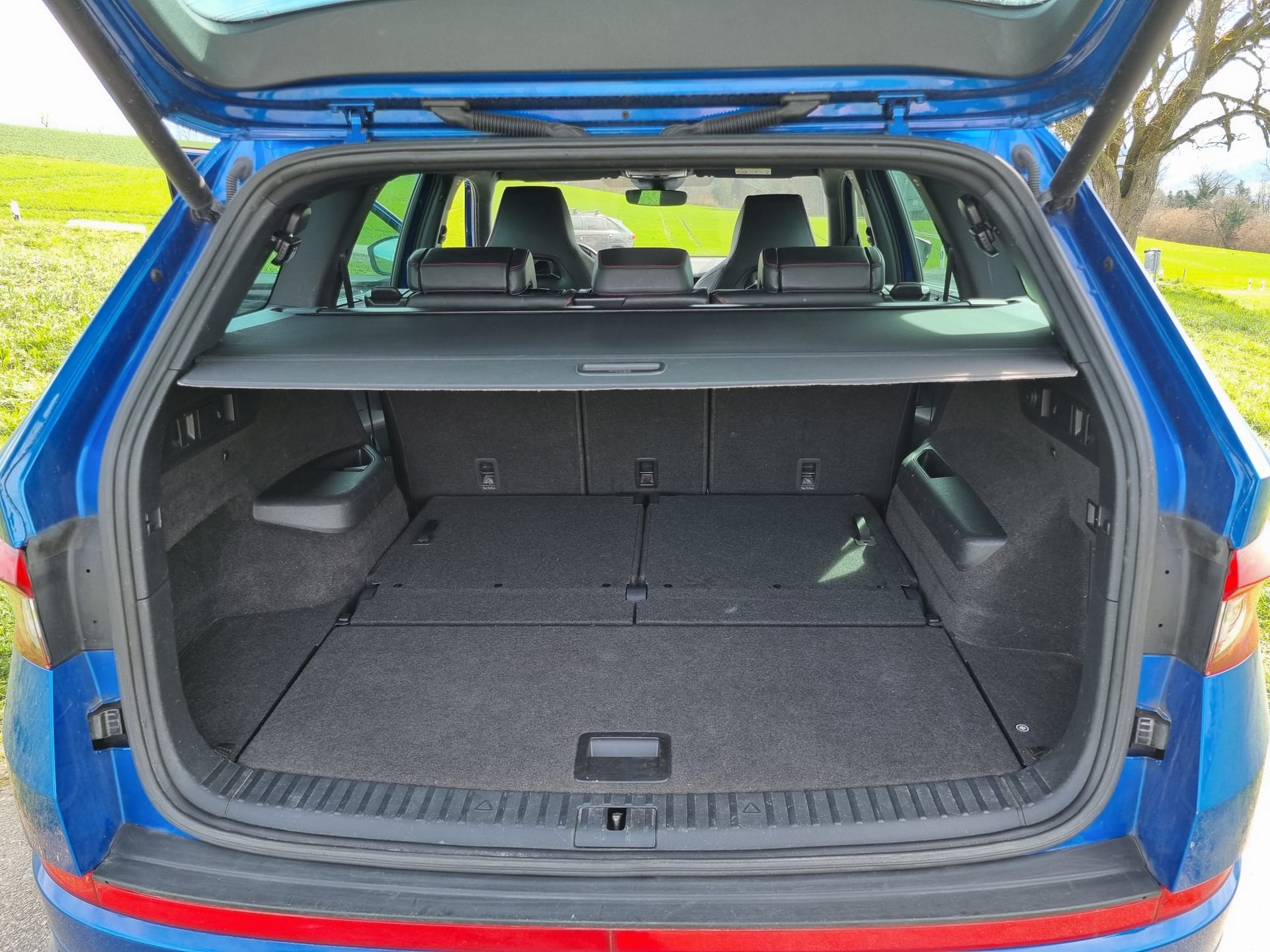 SKODA 2.0 Bi-TDI 240 RS DSG-image-4