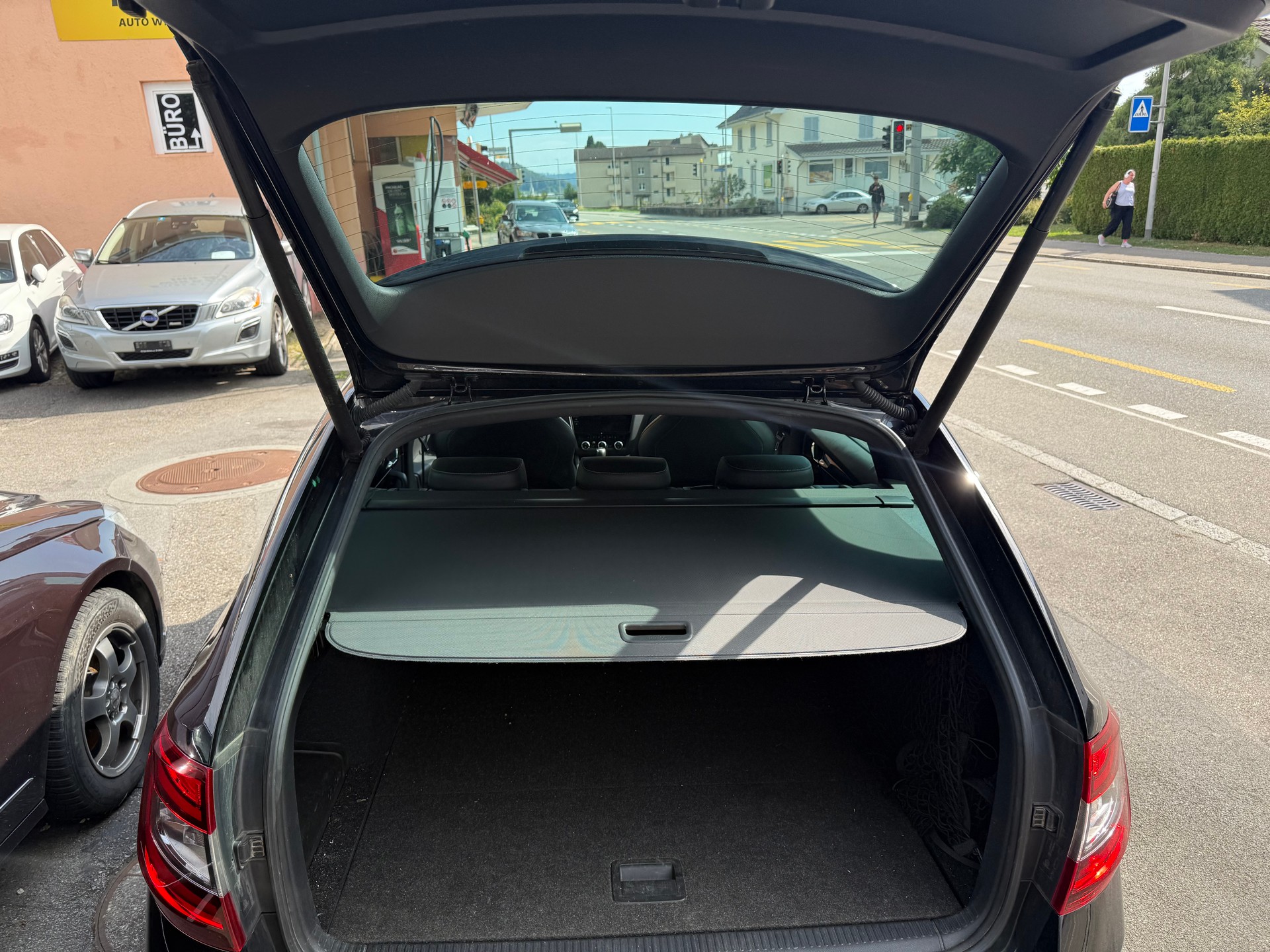 SKODA Octavia Combi 2.0 TSI RS 245 DSG-image-6