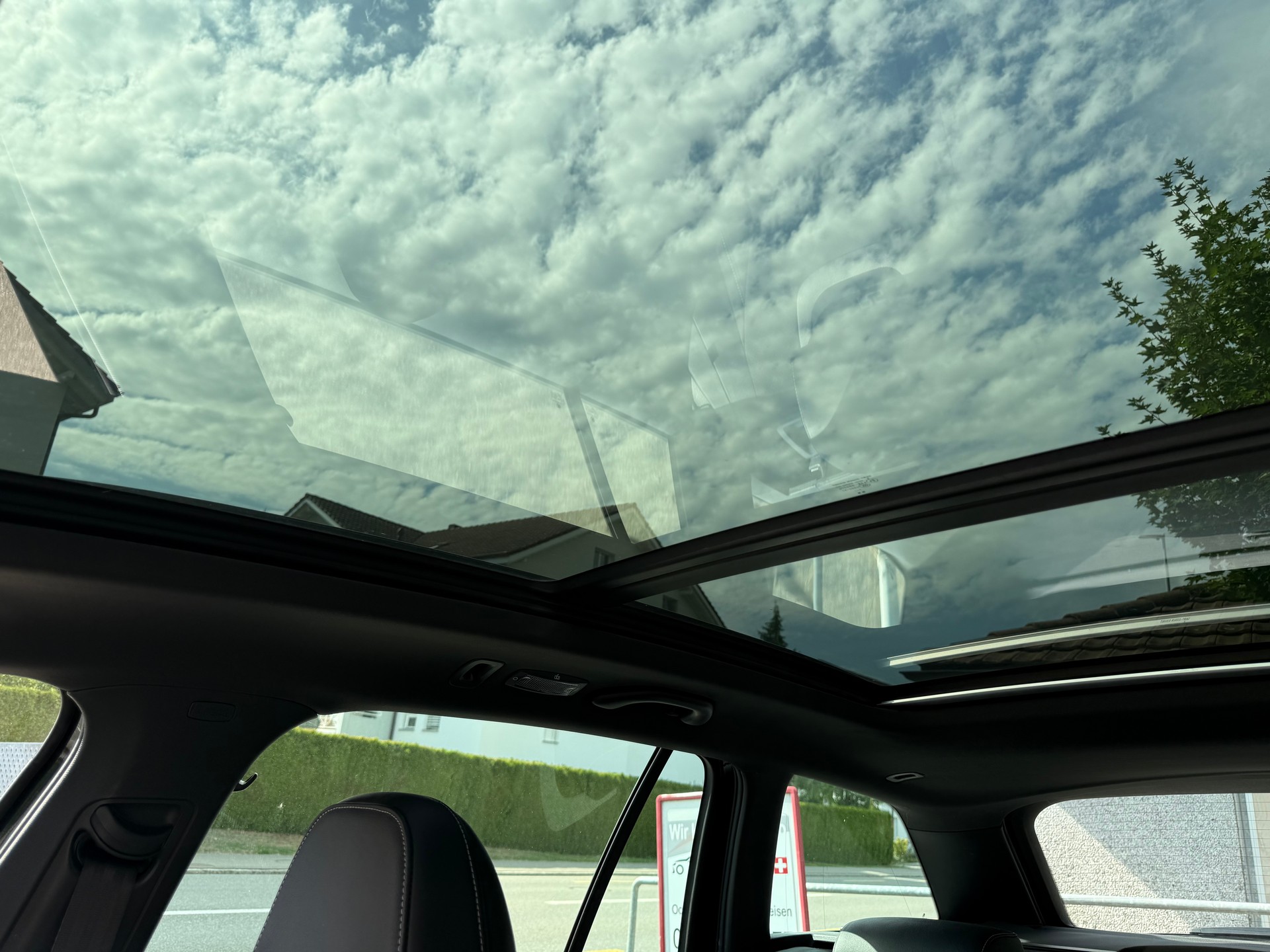 SKODA Octavia Combi 2.0 TSI RS 245 DSG-image-13