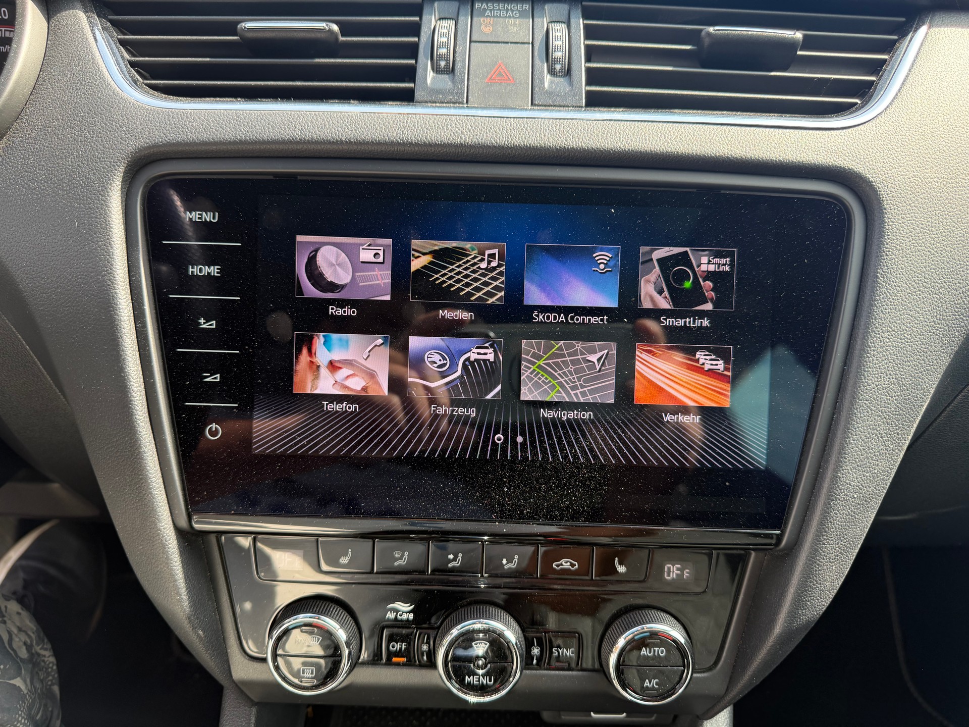 SKODA Octavia Combi 2.0 TSI RS 245 DSG-image-12